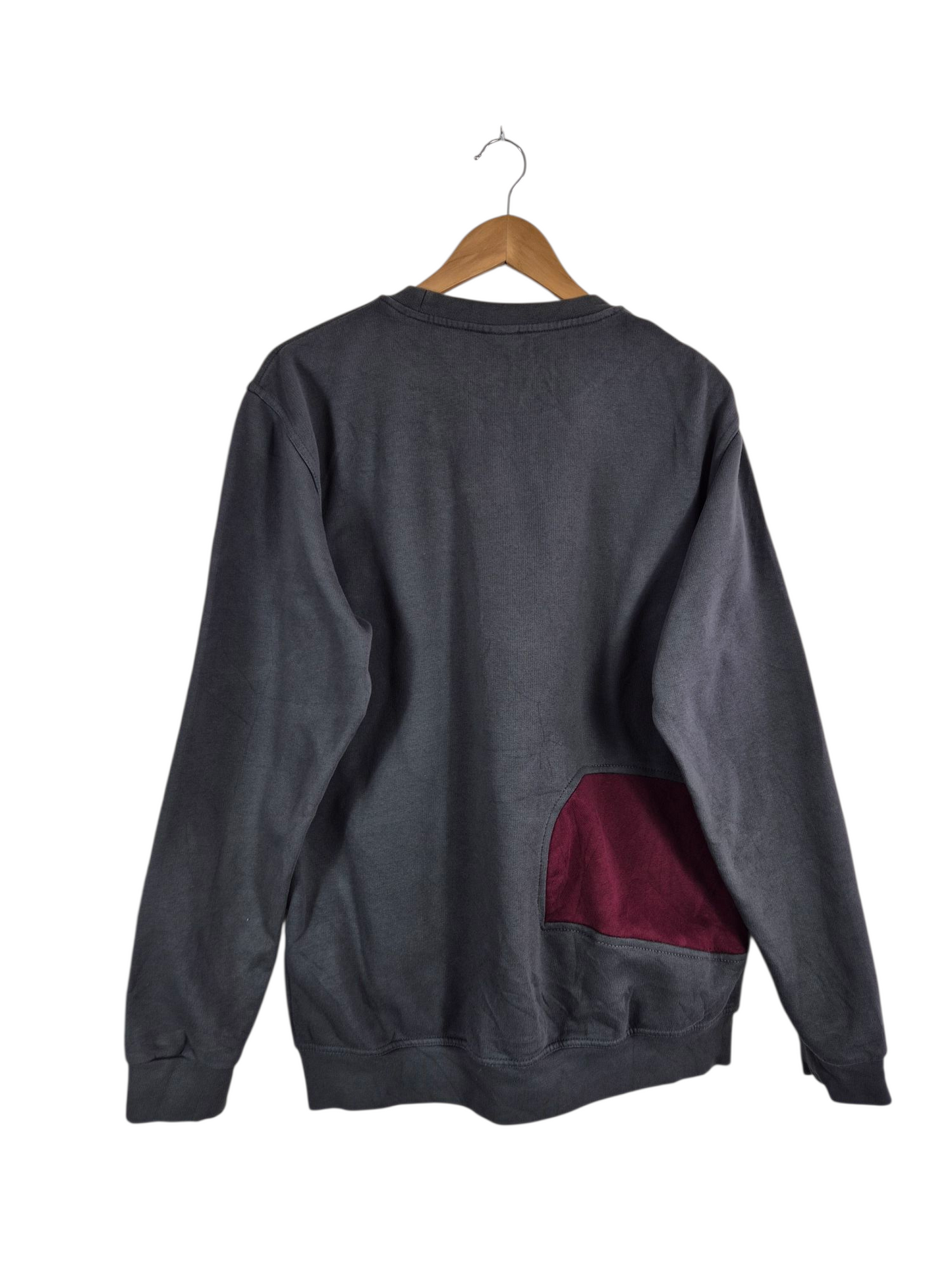 Puma chest logo sweater maat L