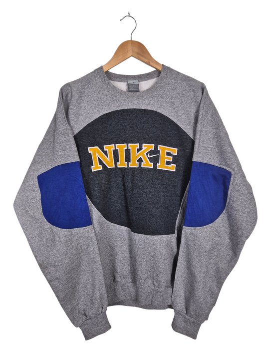 Nike spell out sweater maat XL