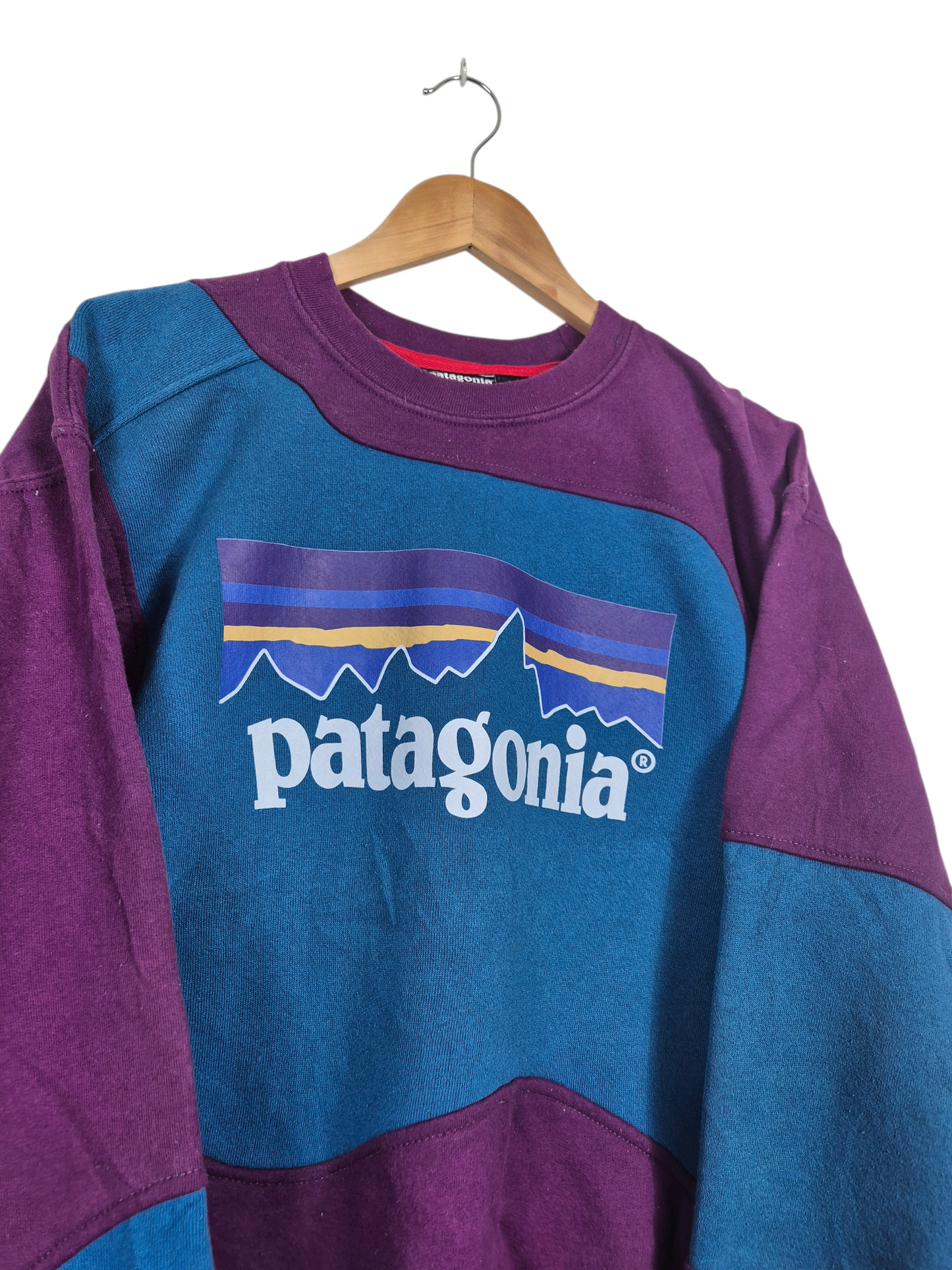 Patagonia logo sweater maat L