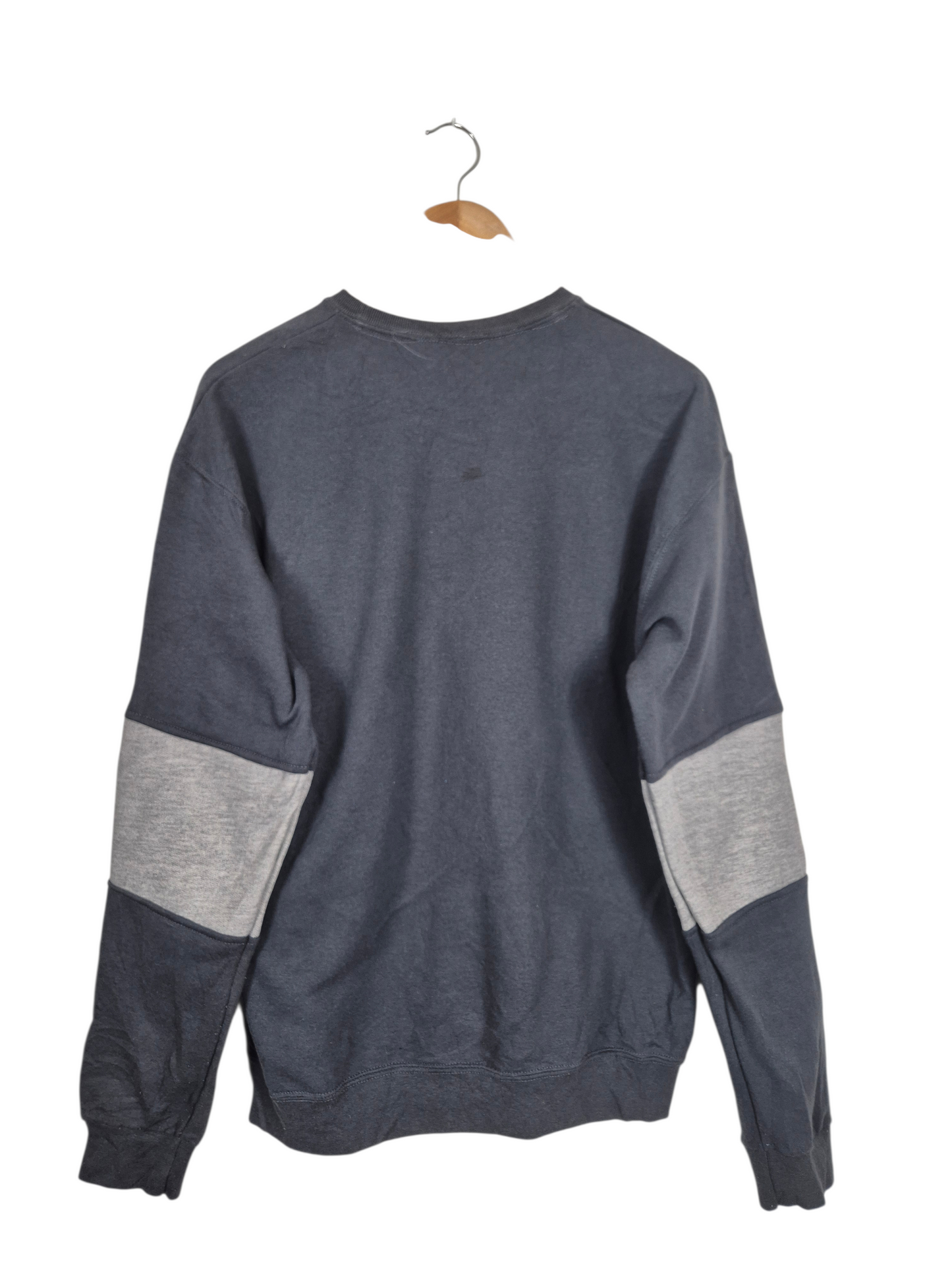 Carhartt spell out sweater maat M