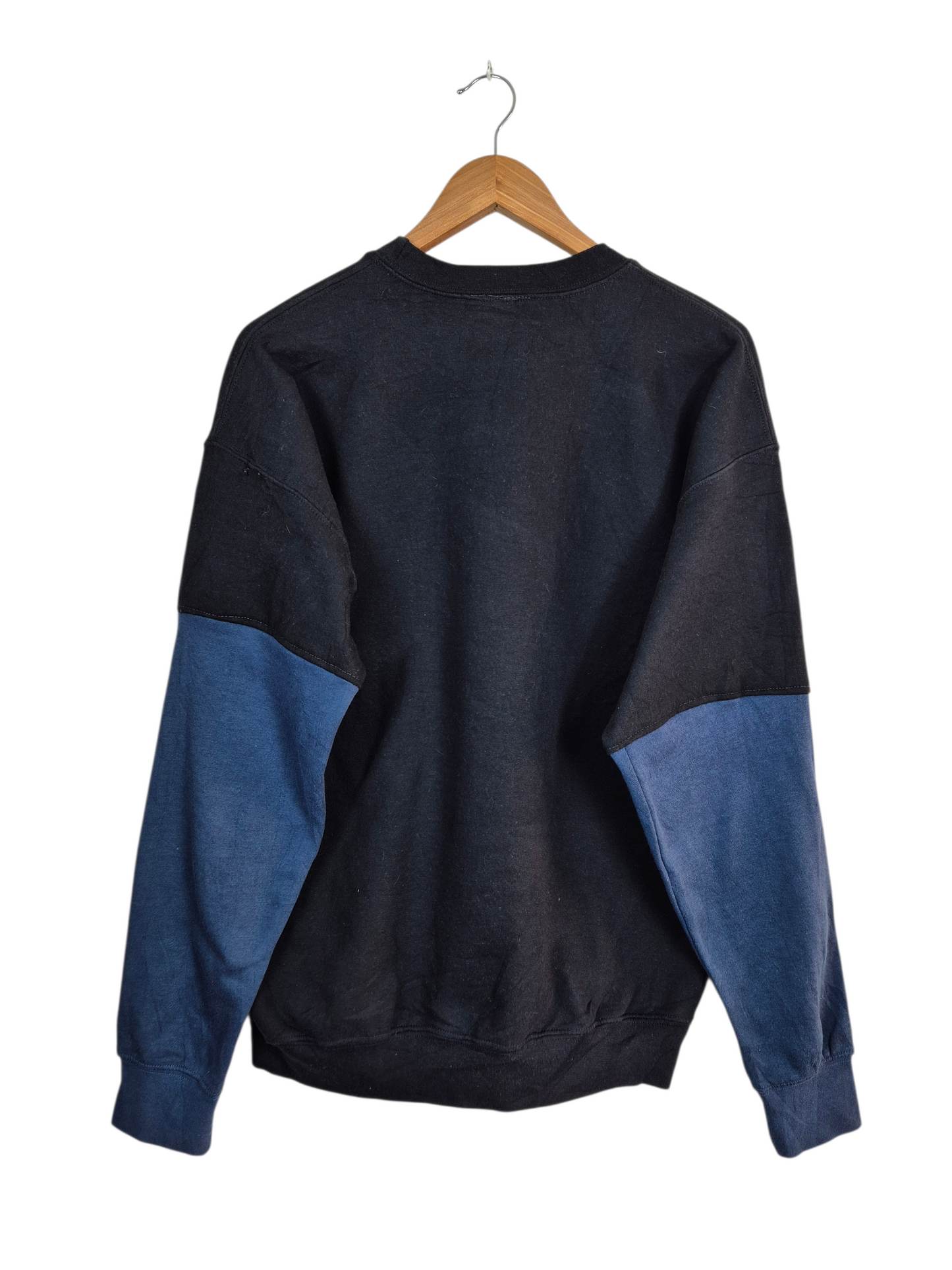 Nike 90s spell out sweater maat L