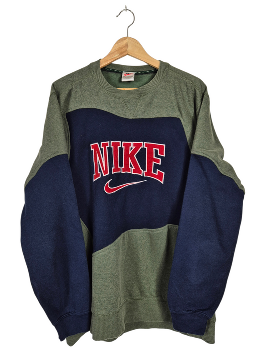 Nike 90s spell out swater maat XL