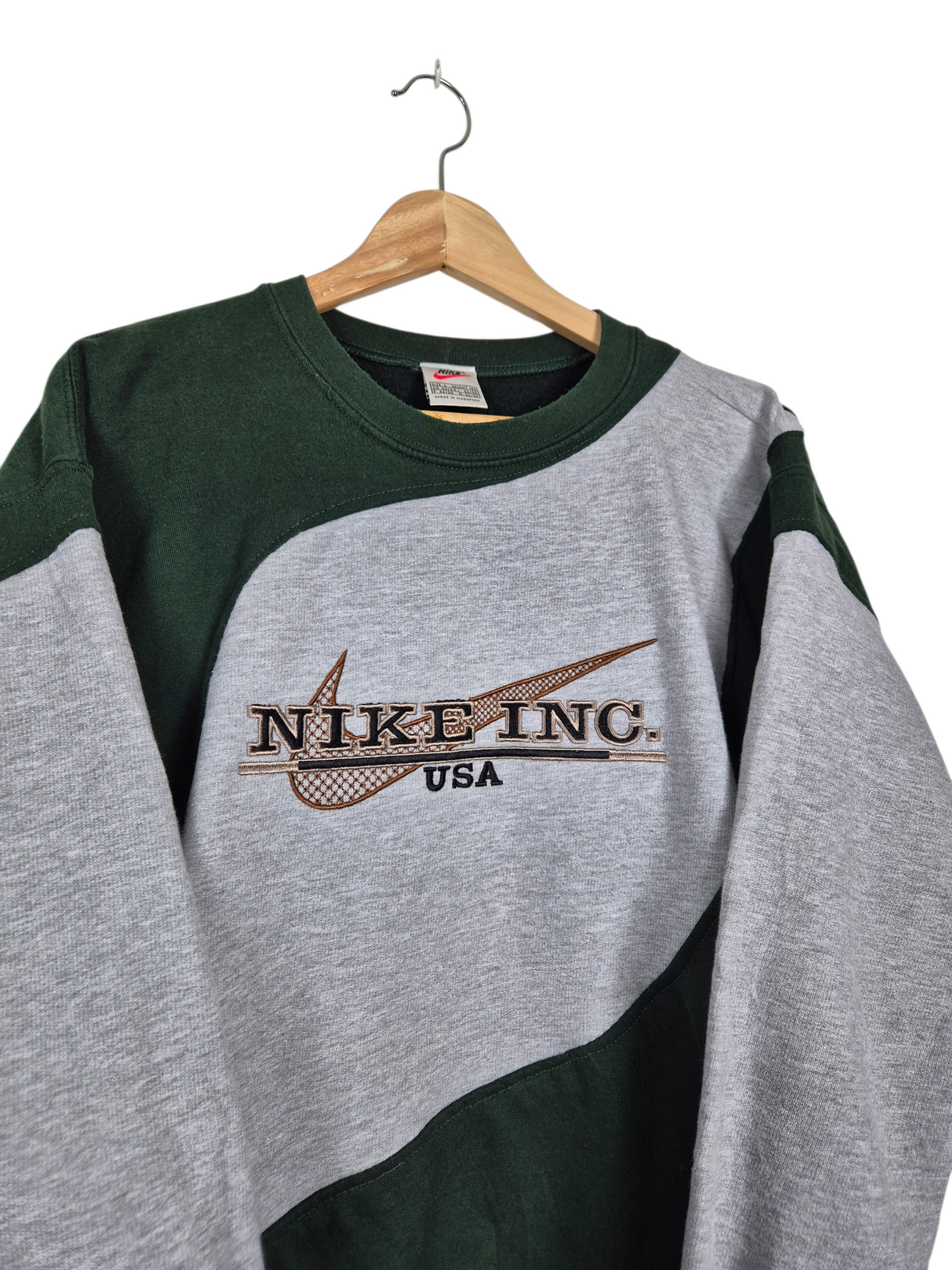 Nike 90s sweater maat L