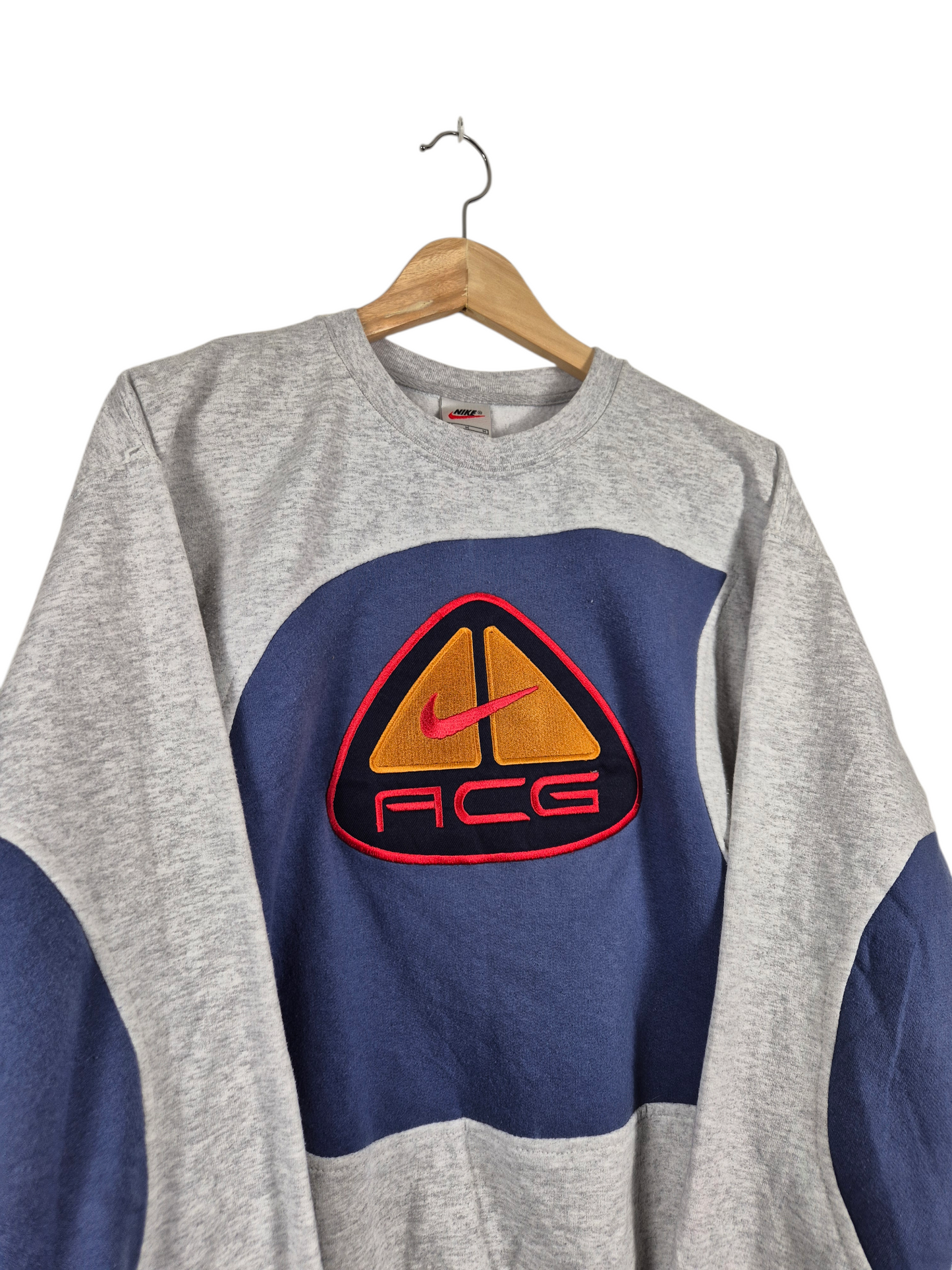 Nike 90s ACG sweater maat M