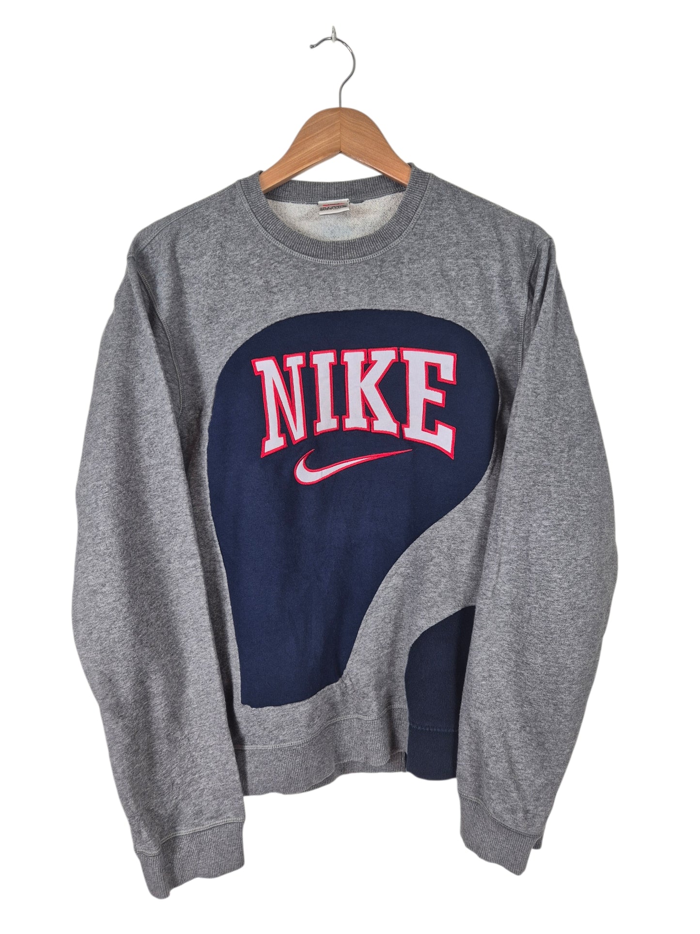 Nike 90s spell out sweater maat S