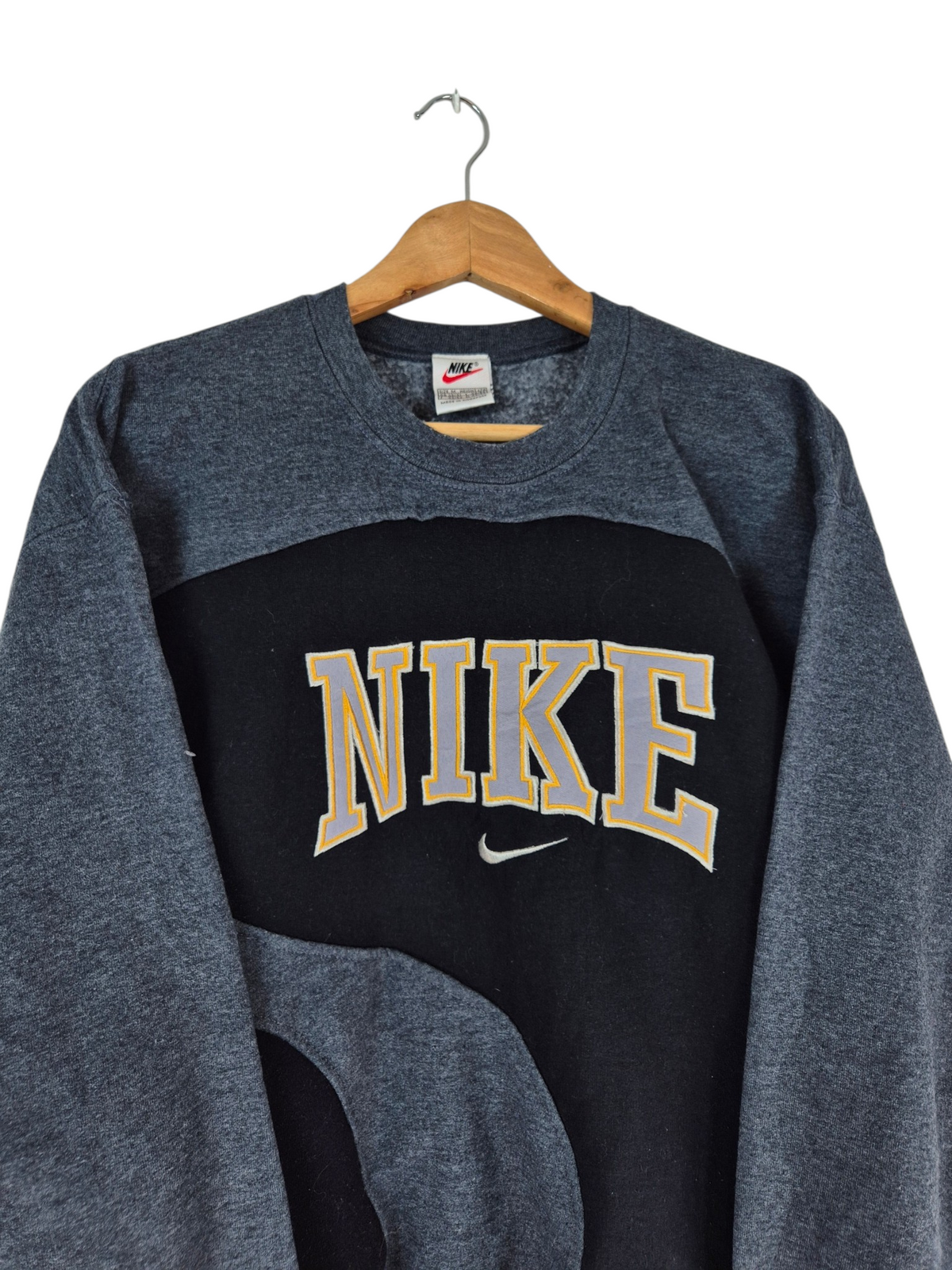 Nike 90s Spell Out Rework Sweater Dames | Grijs | Maat S