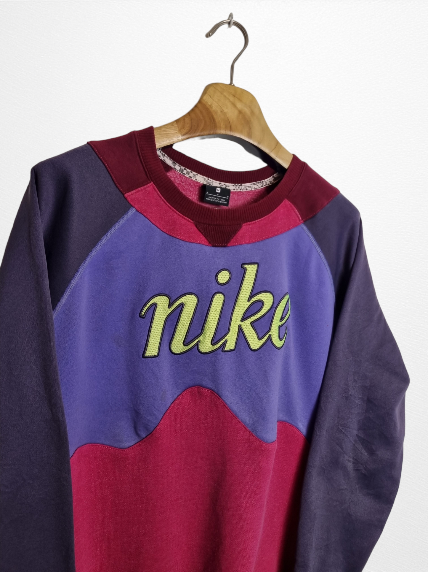 Nike reworked sweater maat L