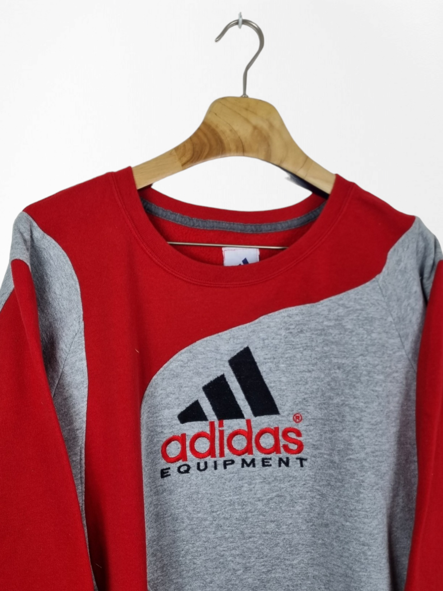 Pull de retravail d'équipement Adidas taille M