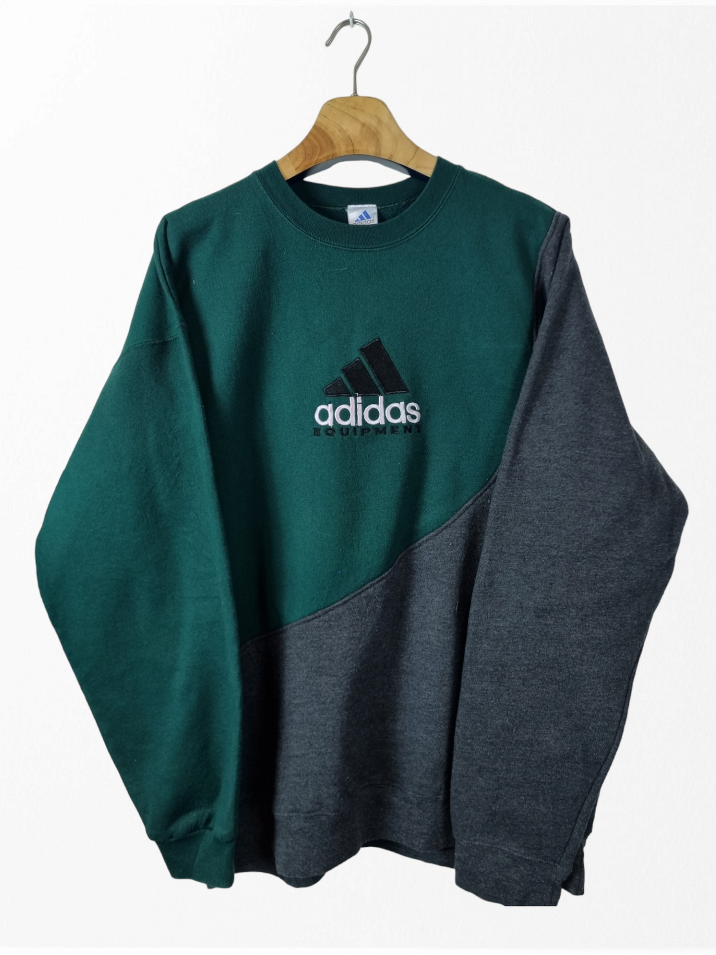 Adidas 90s equipement sweater maat  L