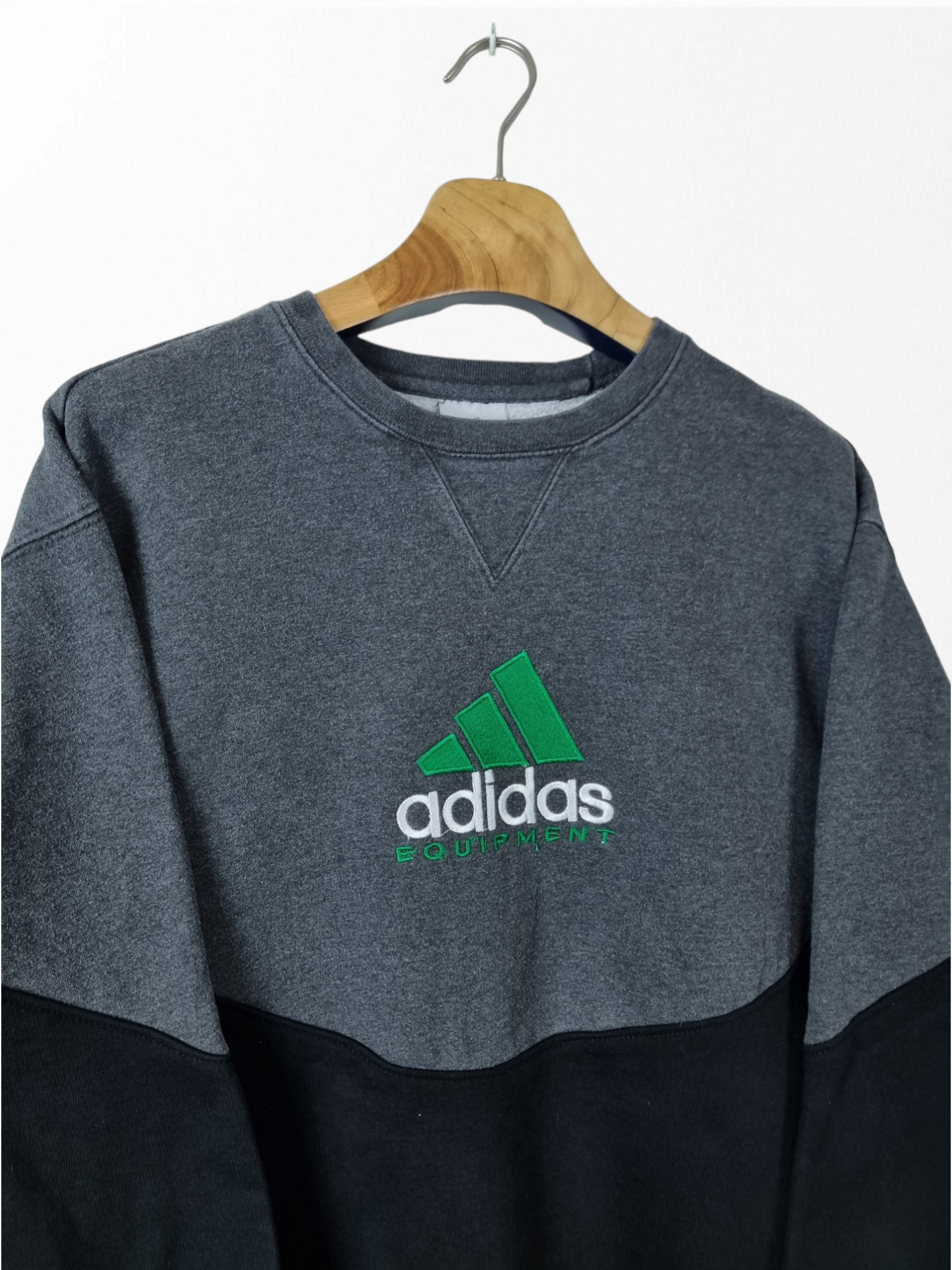 Adidas equipment sweater maat M