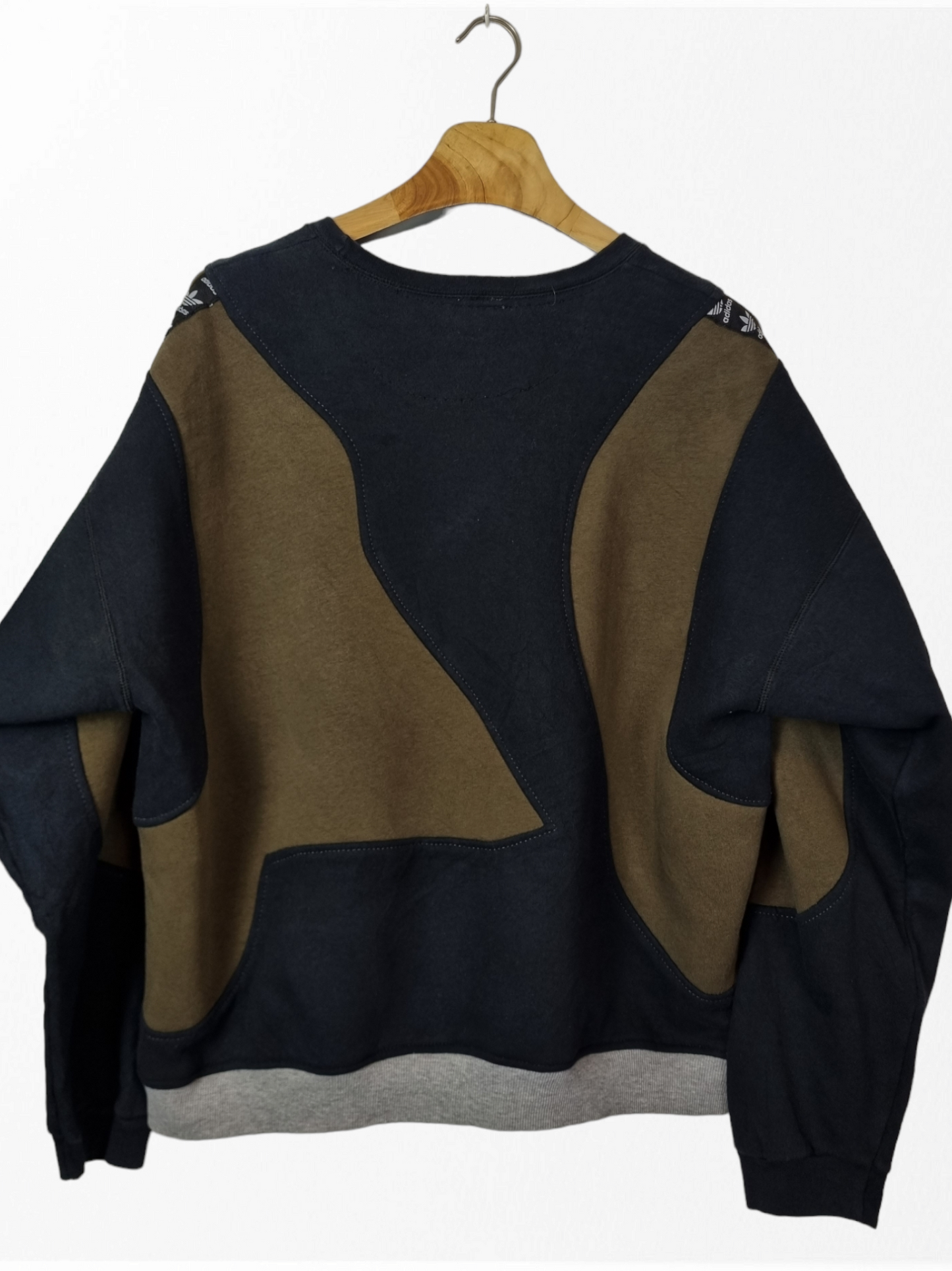 Adidas sweater maat L