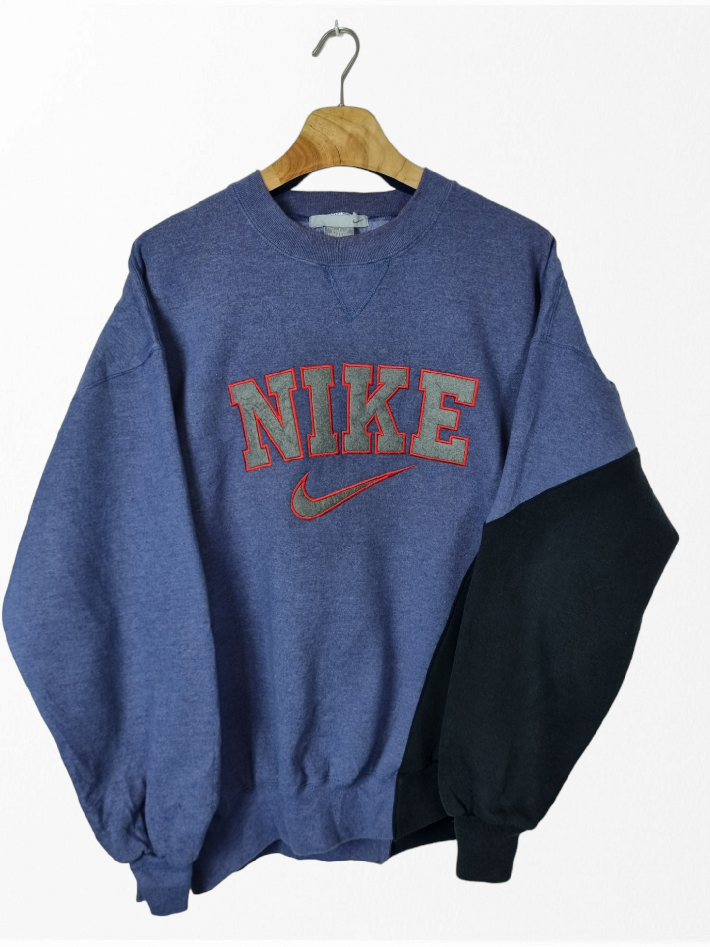 Nike spell out sweater maat L/XL