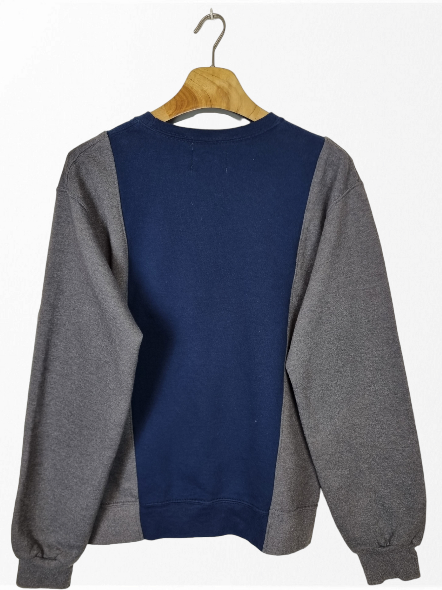 Tommy Hilfiger big logo sweater maat S