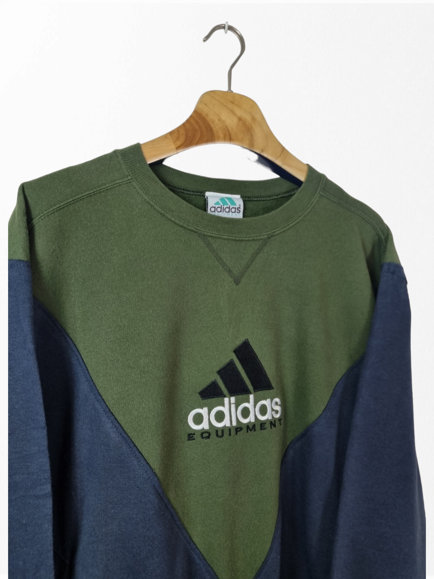 Adidas 90s equipement sweater maat L