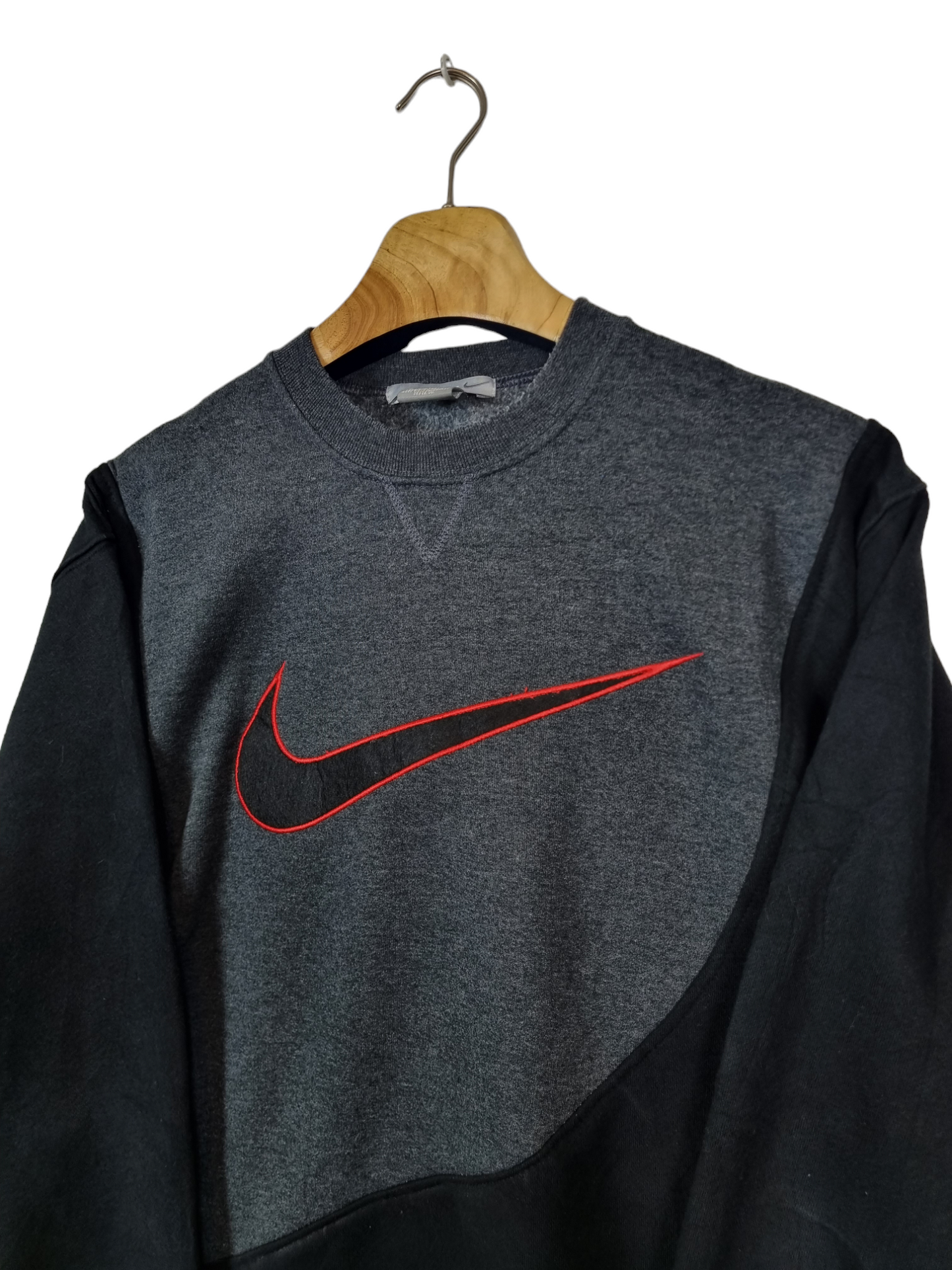 Nike Big Swoosh sweater maat M