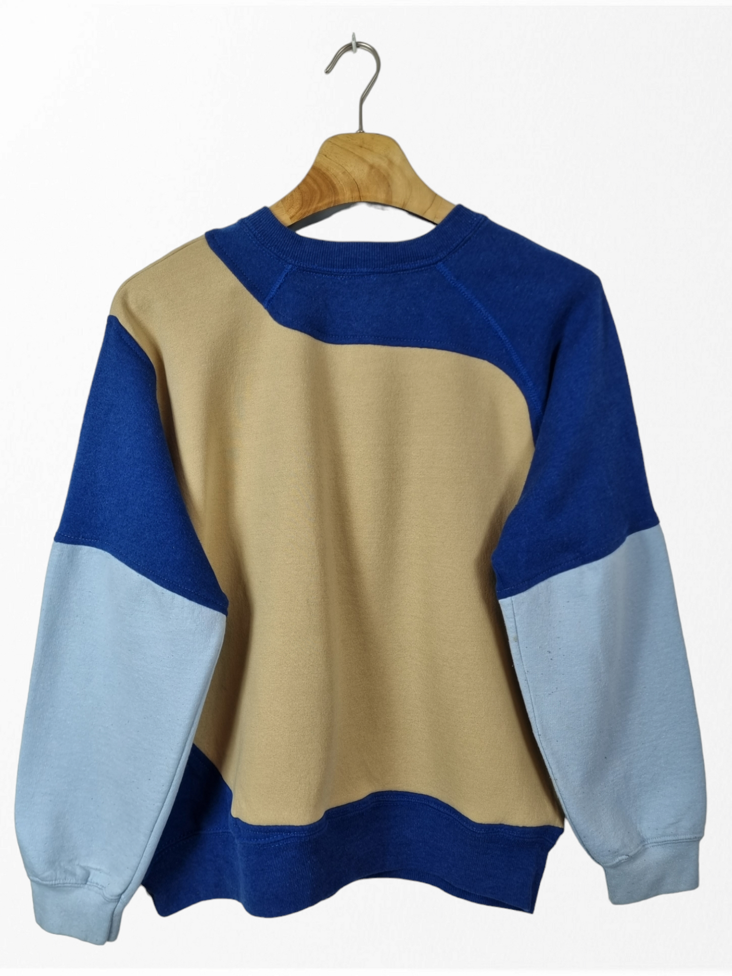 Nike 90s spell out sweater maat M