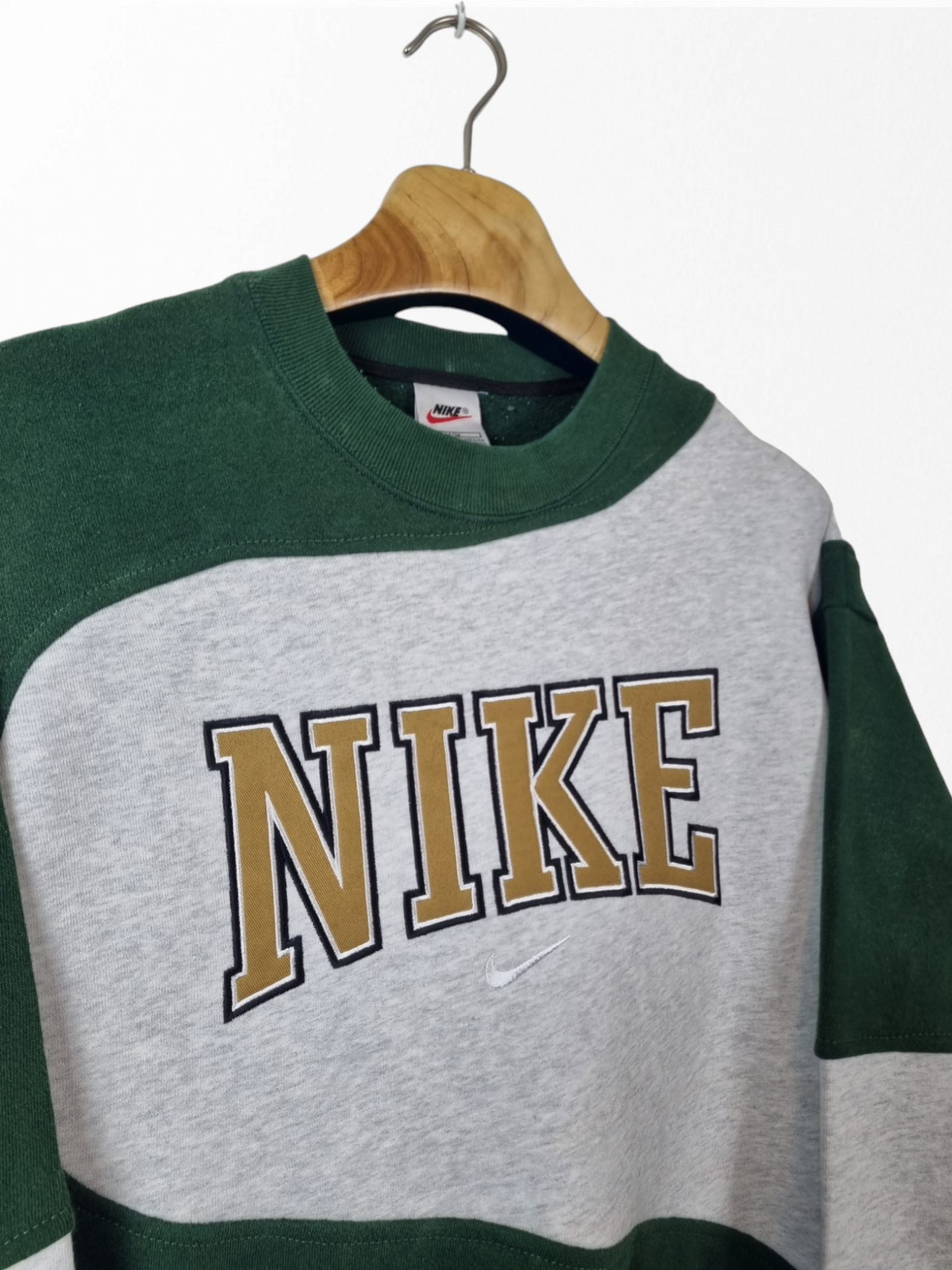 Nike 90s spell out sweater maat M