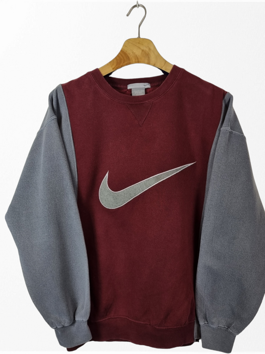 Nike Big Swoosh sweater maat M/L