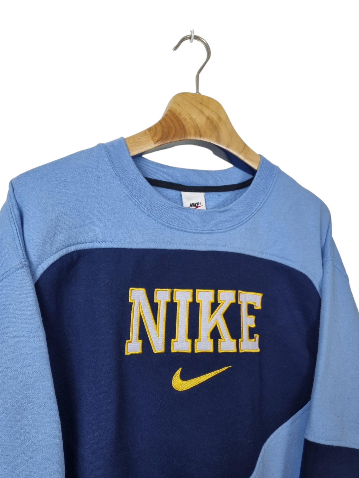 Nike 90s spell out sweater maat M