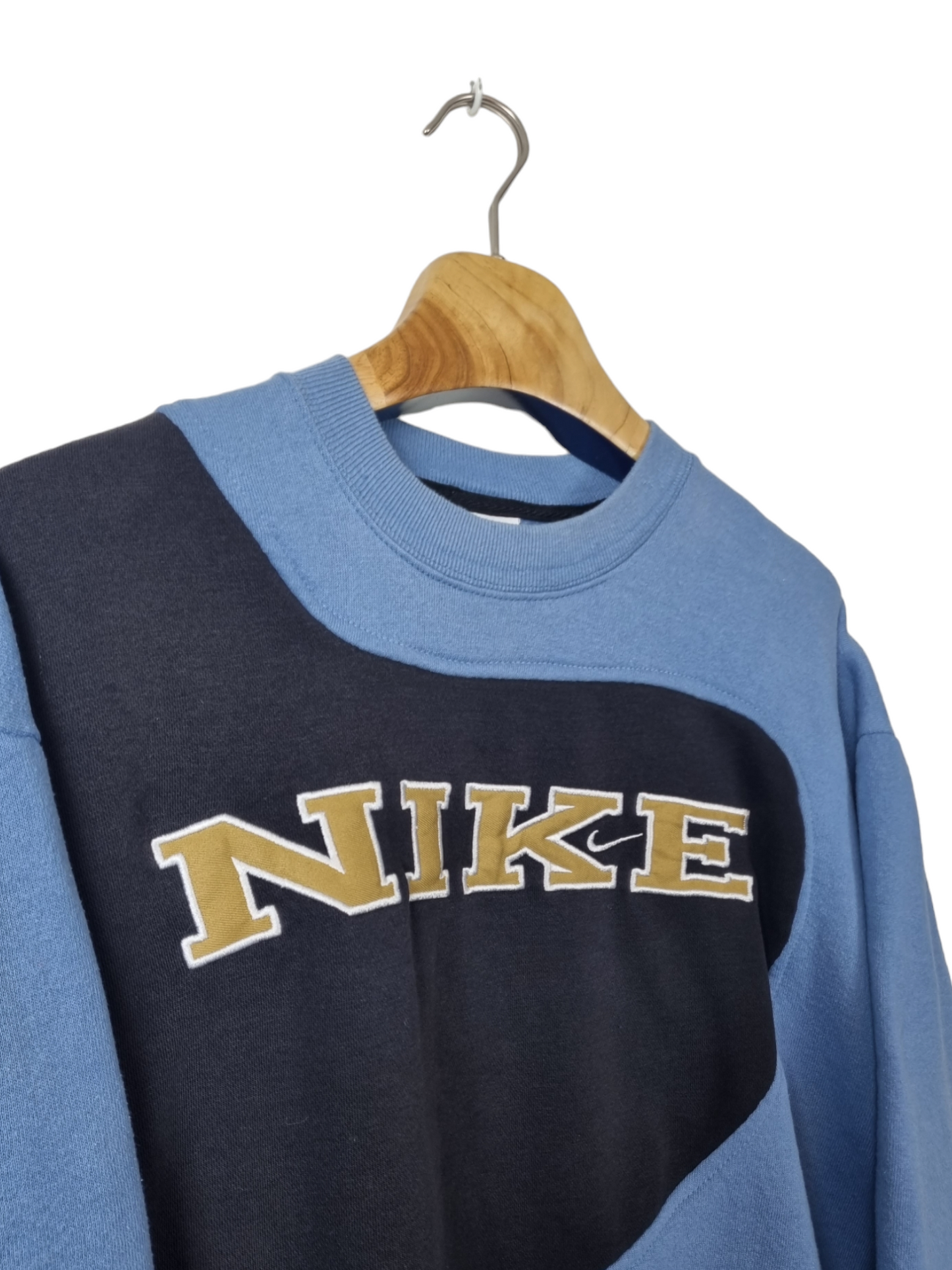 Nike 90s spell out sweater maat M/L