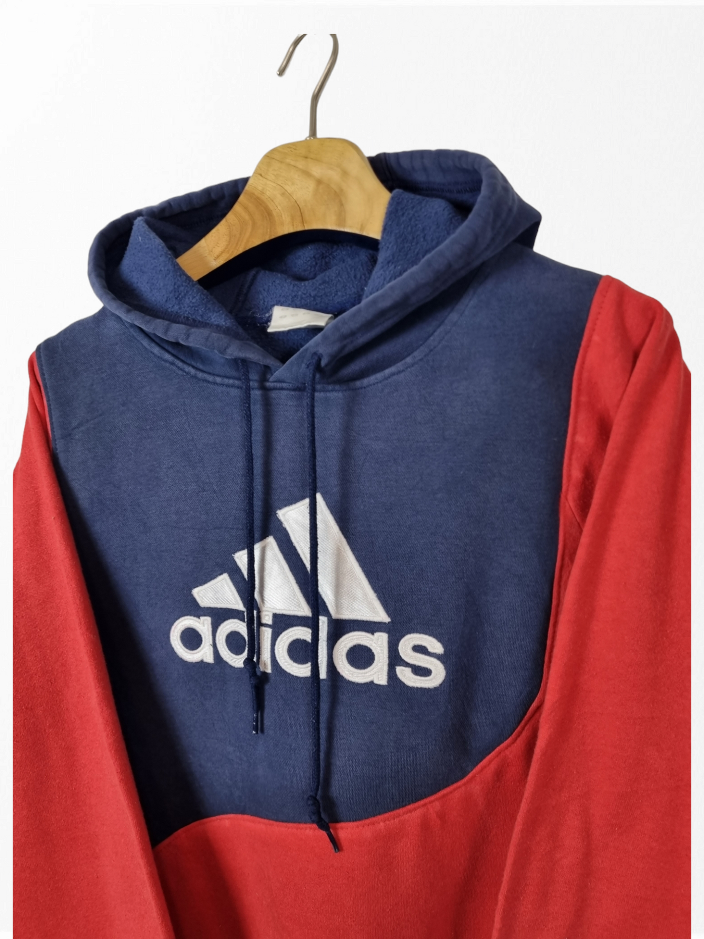 Adidas hoodie maat M