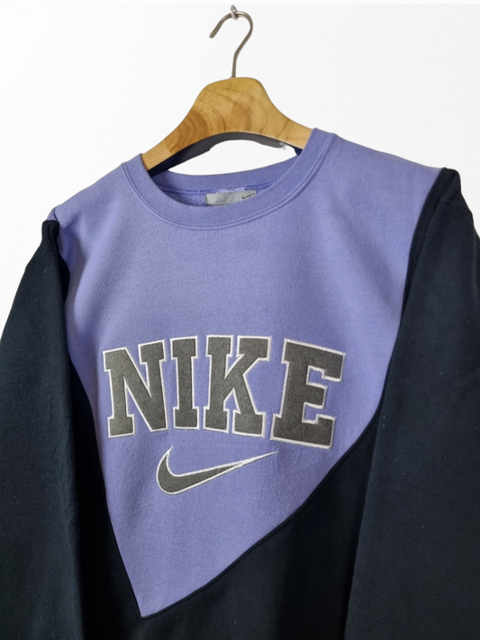 Nike spell out sweater maat S/M