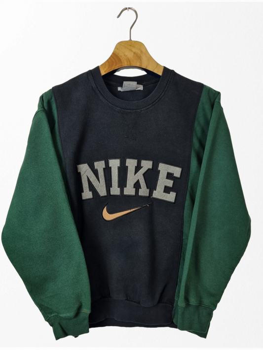 Nike spell out sweater maat S/M