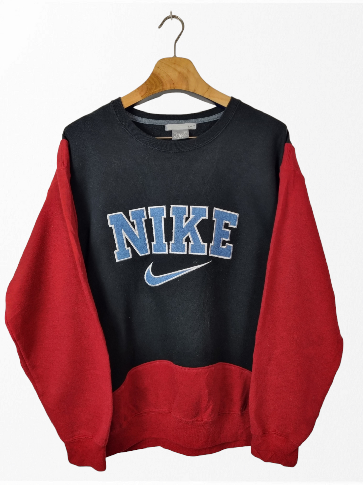 Nike spell out sweater maat M/L