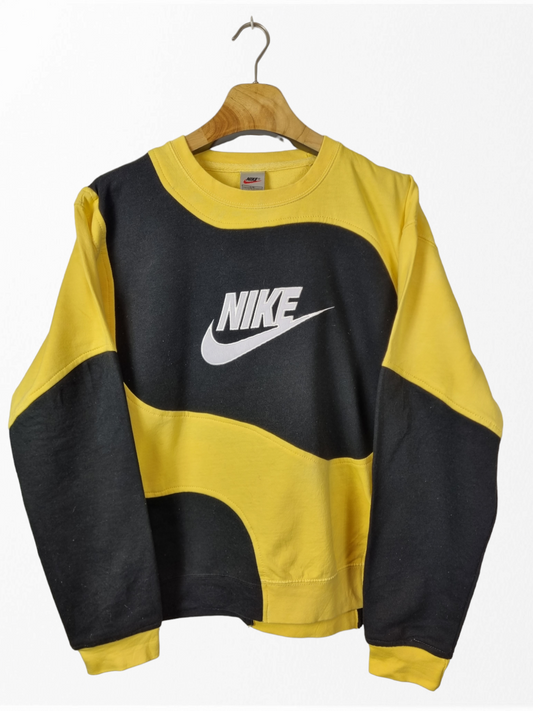 Nike 90s front logo sweater maat M/L