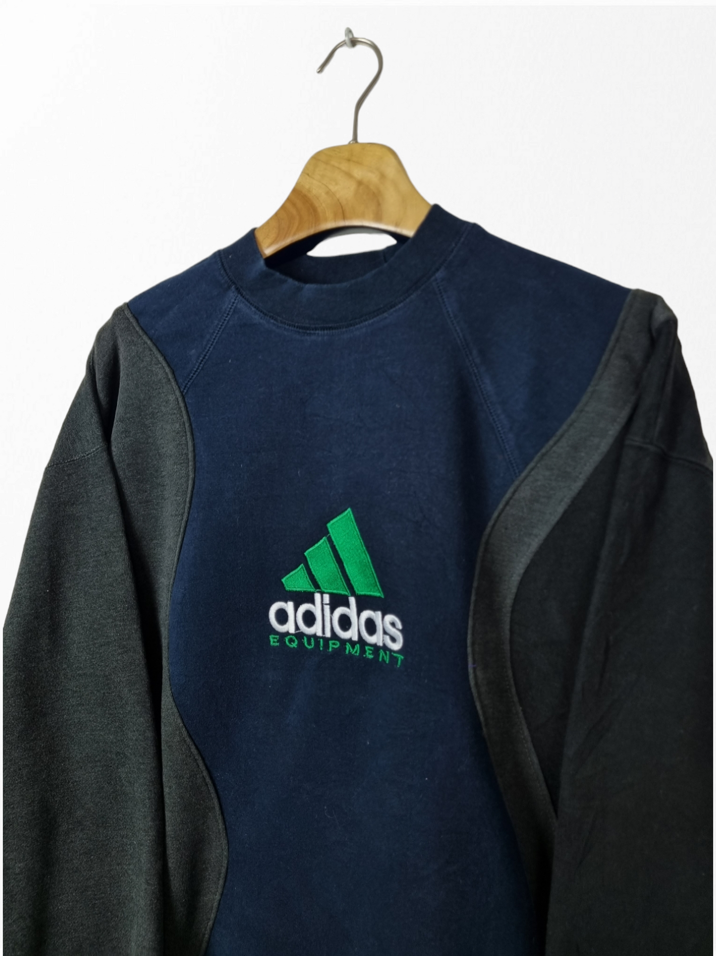 Adidas 90s equipment swearter maat M/L