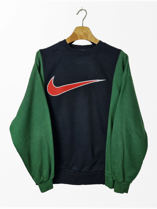Nike Big Swoosh sweater maat M/L