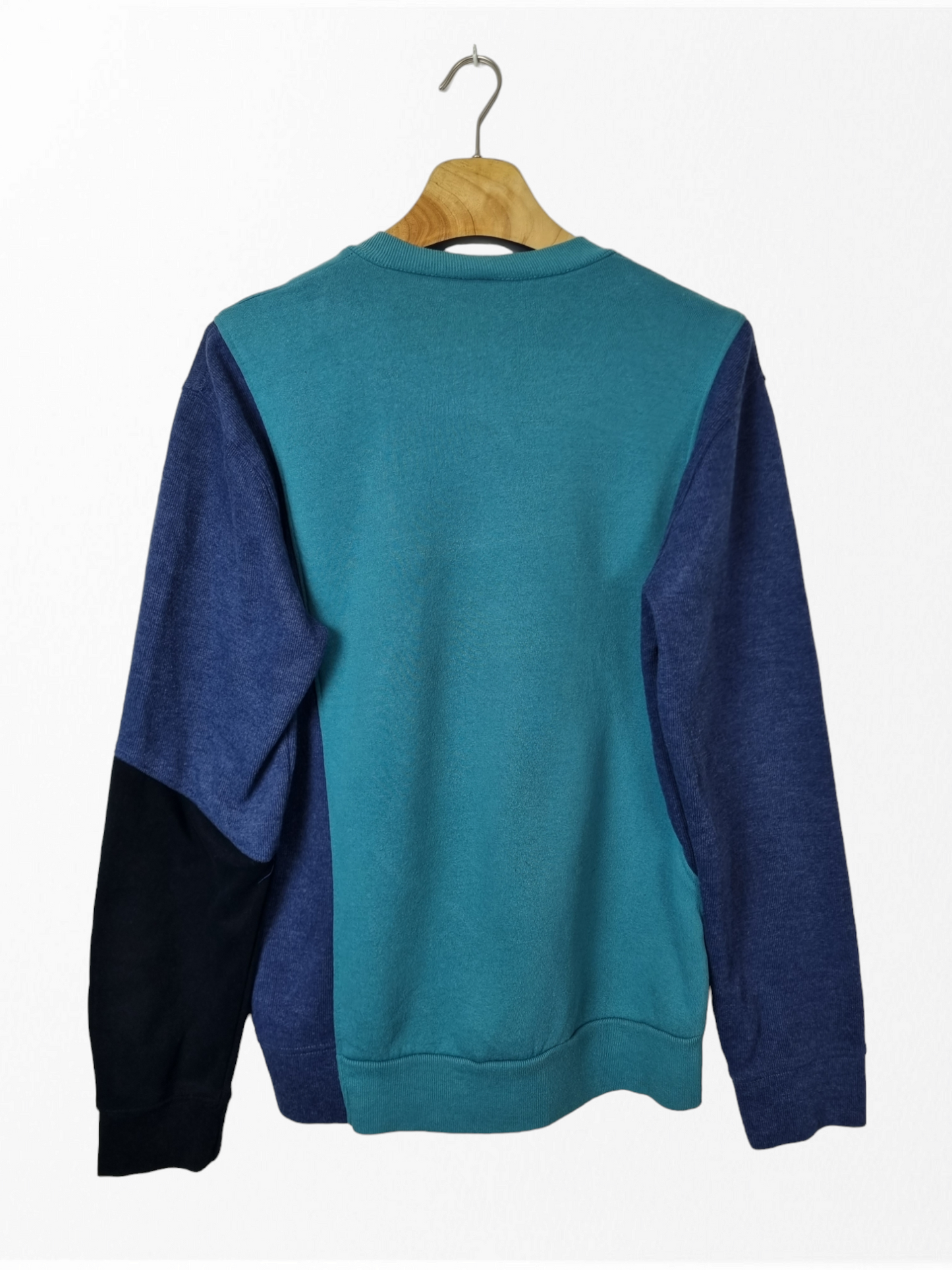 Adidas 90s equipment sweater maat M/L