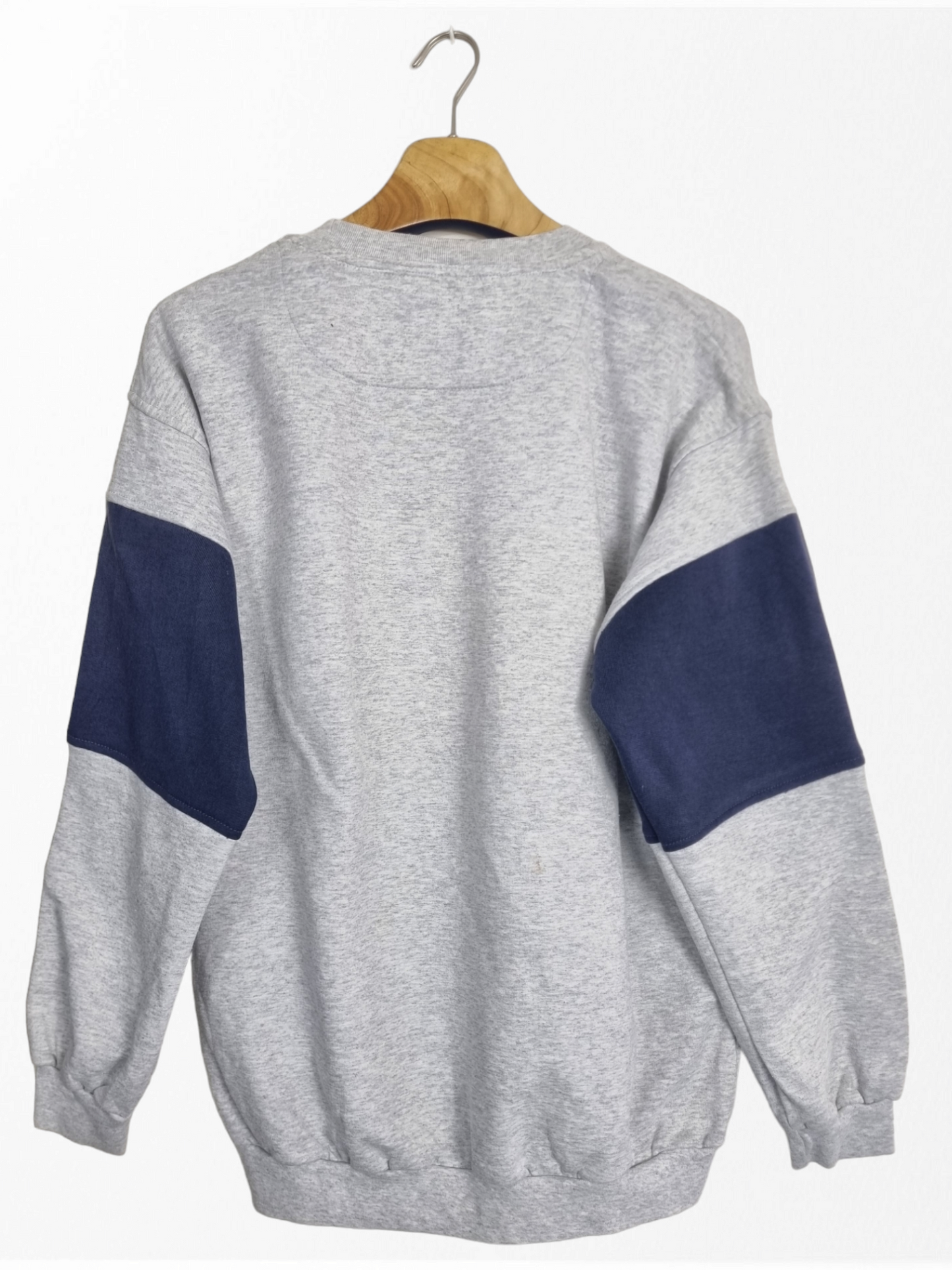 Nike 90s spell out sweater maat M