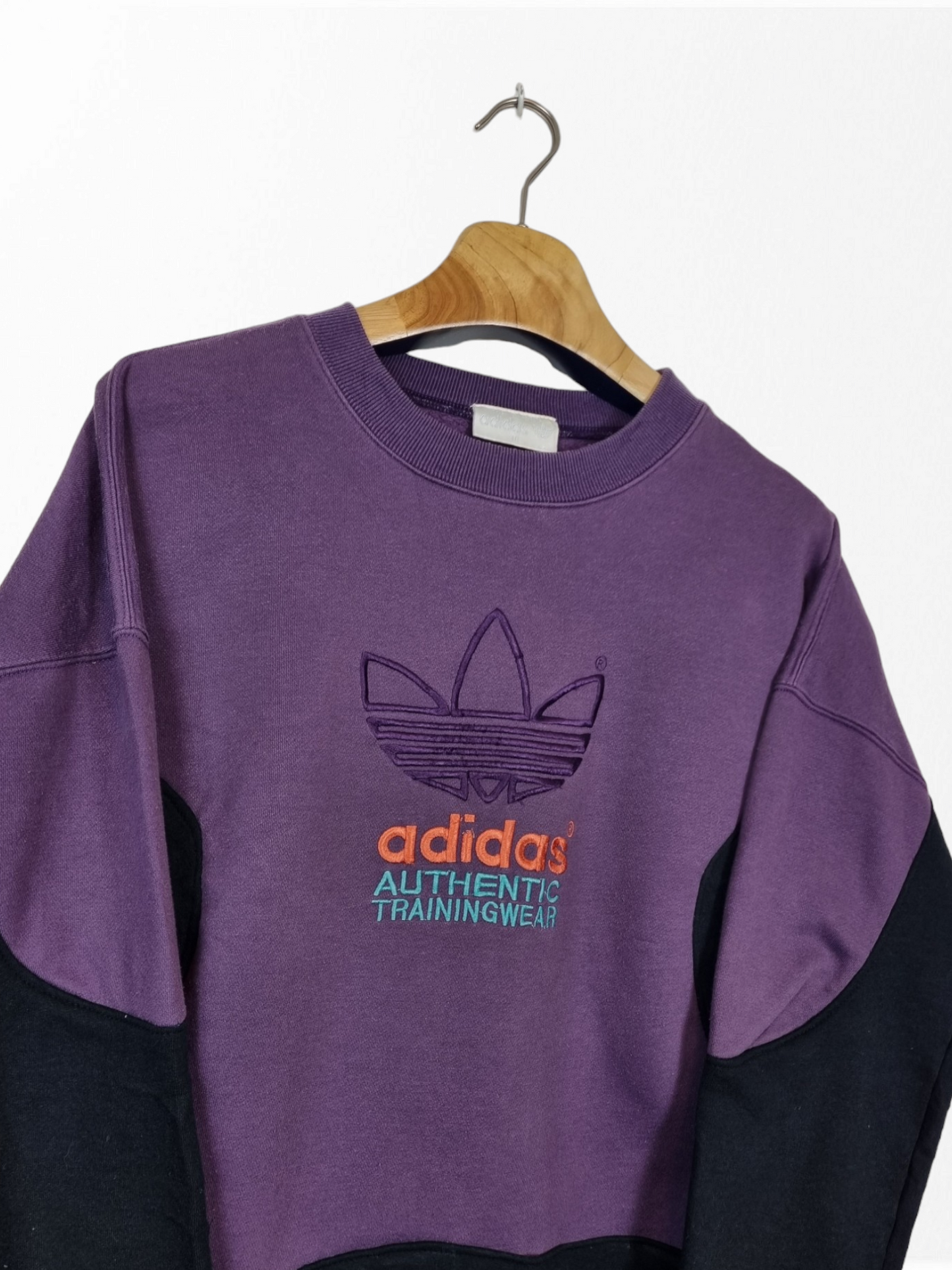 Adidas 80s logo sweater maat S