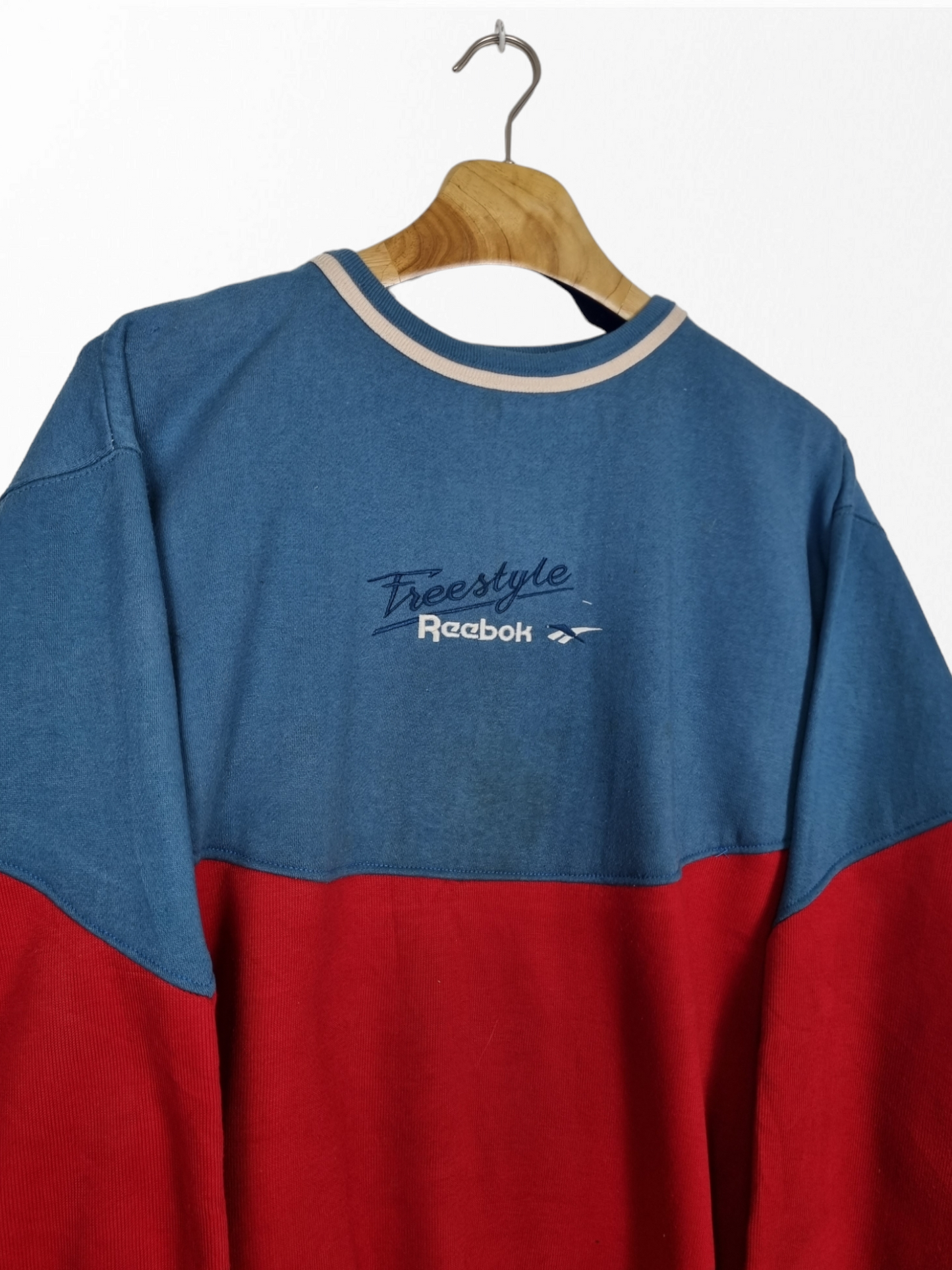 Reebok sweater maat L