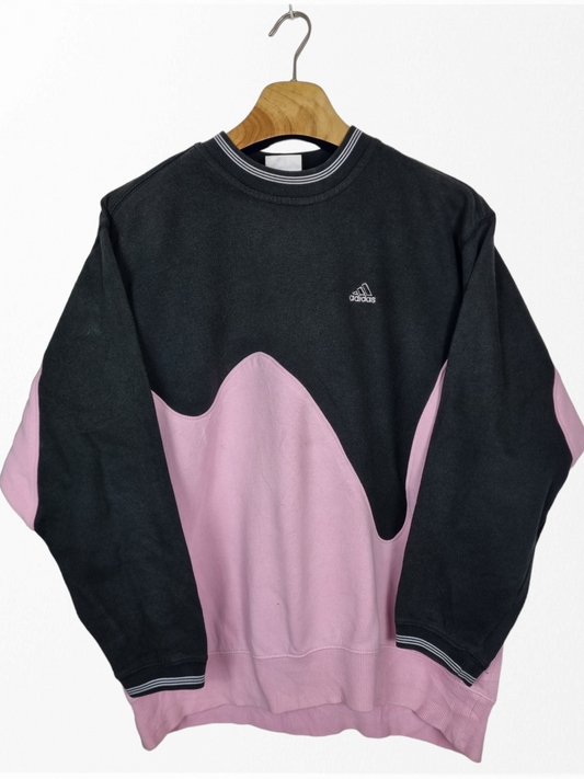 Adidas chest logo sweater maat M