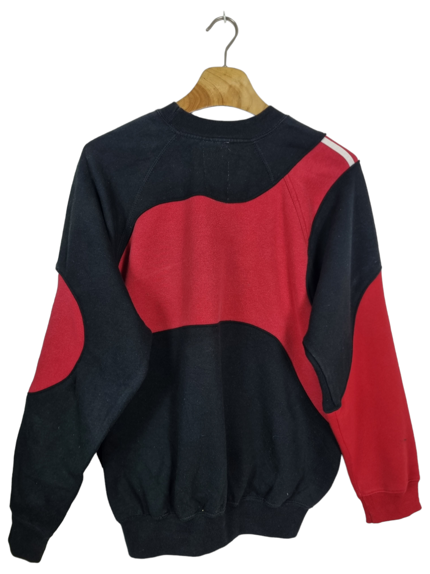 Adidas 90s chest logo sweater maat M