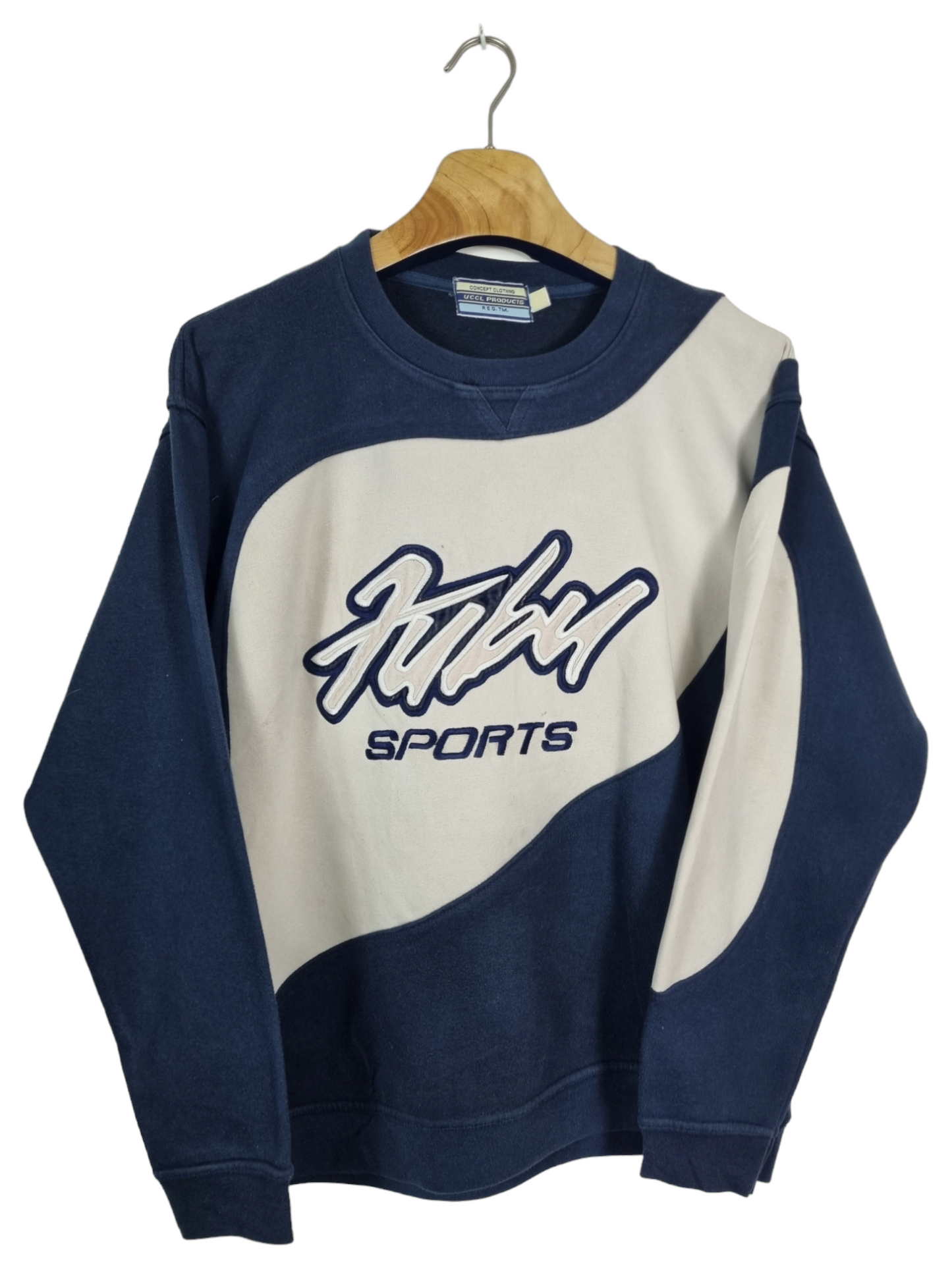 Fubu sweater maat M