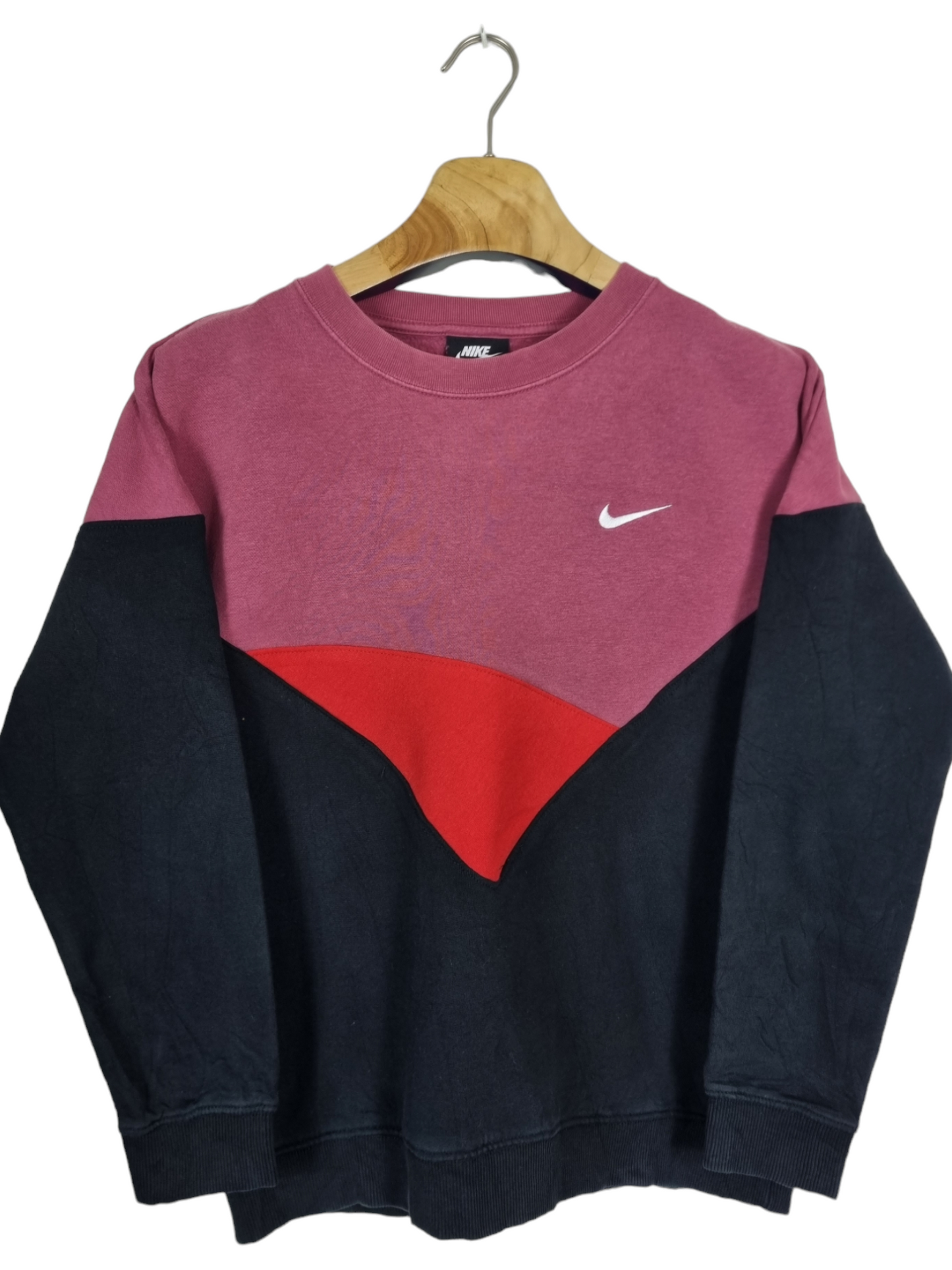 Nike chest swoosh sweater maat S