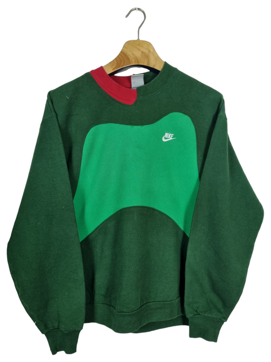 Nike chest logo sweater maat M