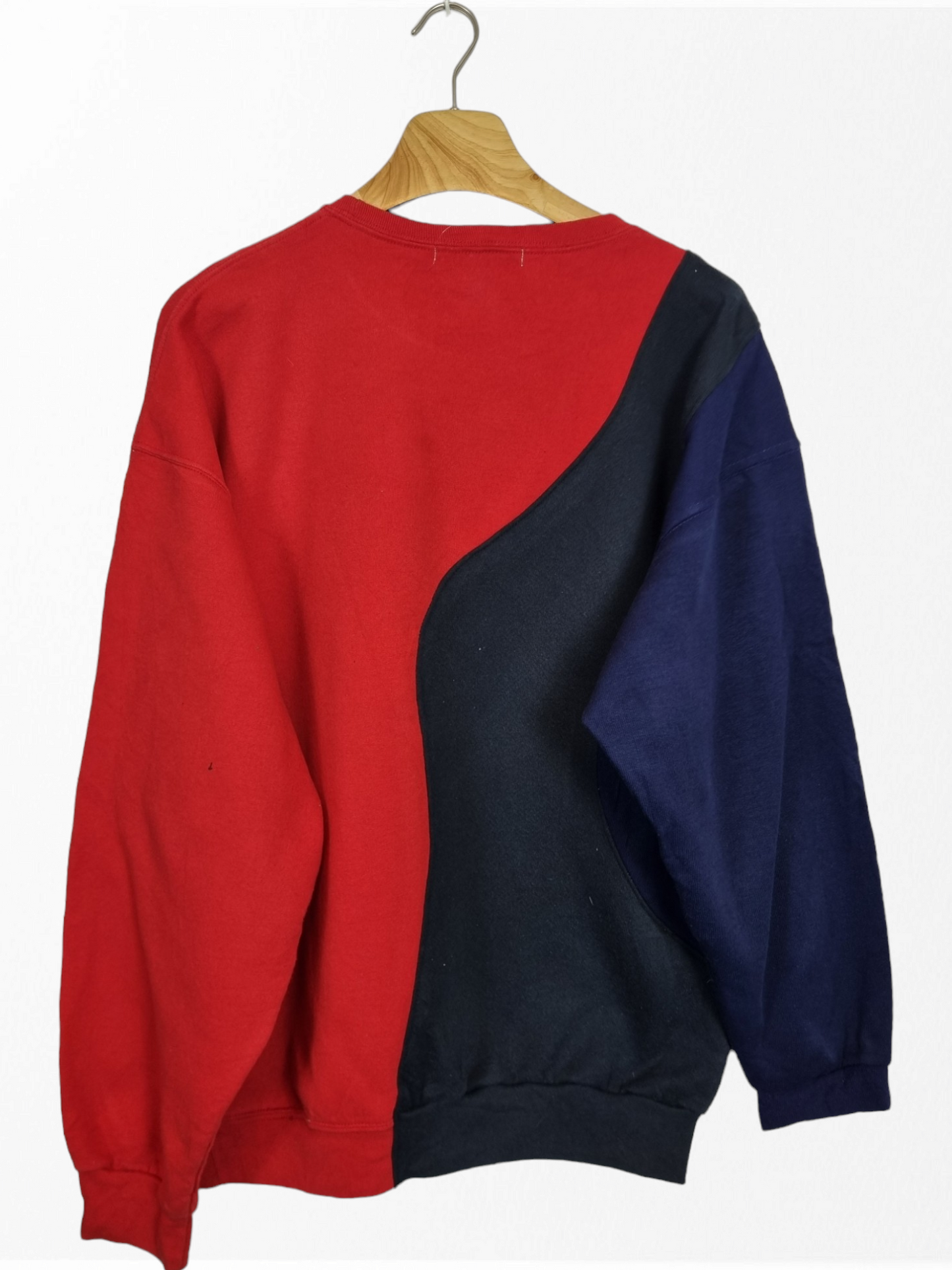 Nike chest logo sweater maat L