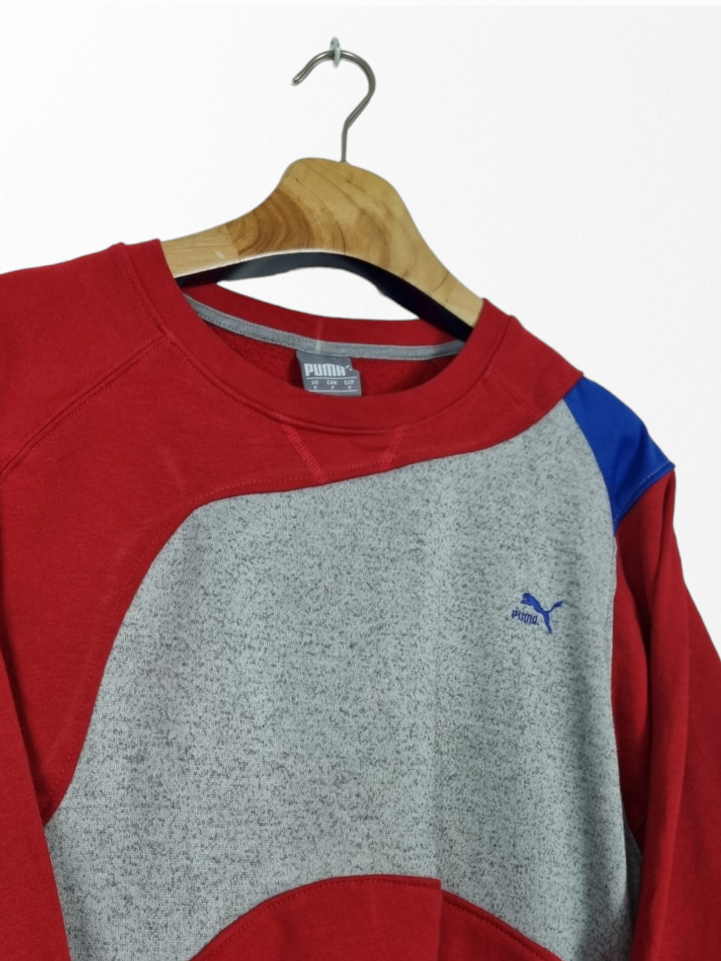 Puma chest logo sweter maat M