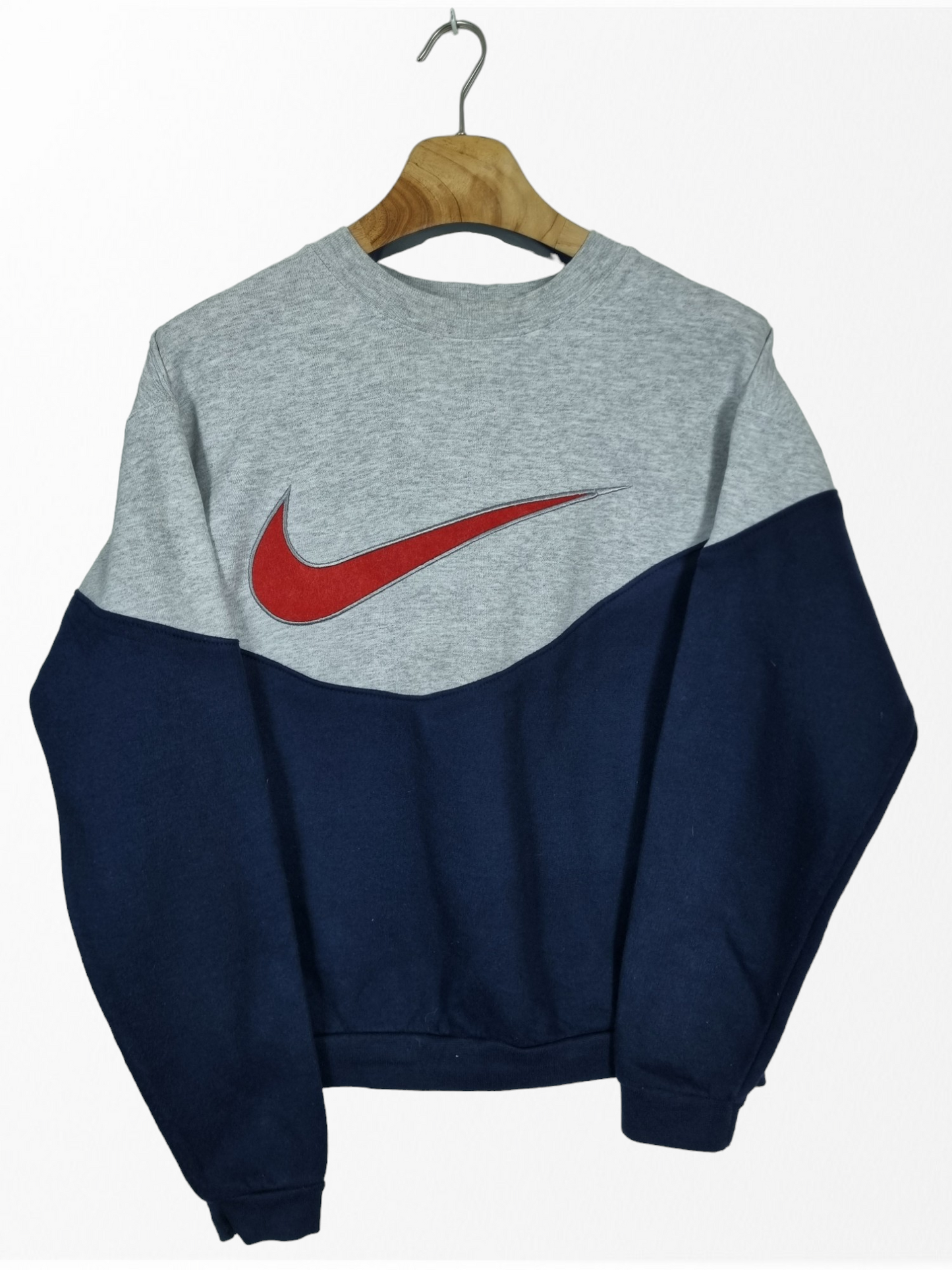 Nike big swoosh sweater maat S