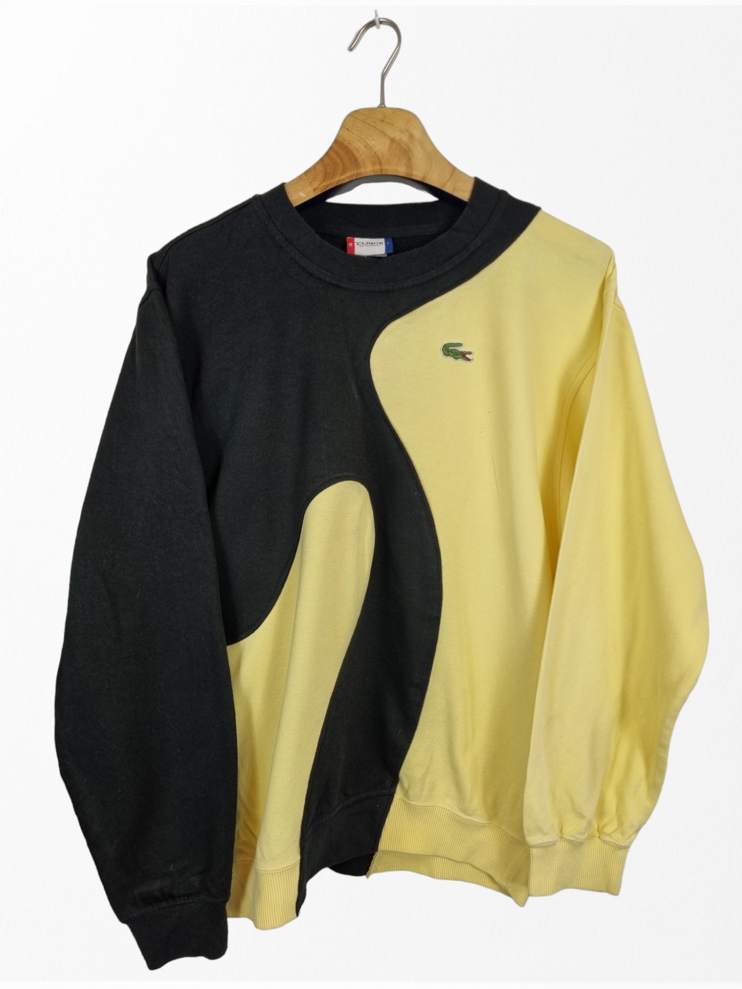 Lacoste chest logo sweater maat M