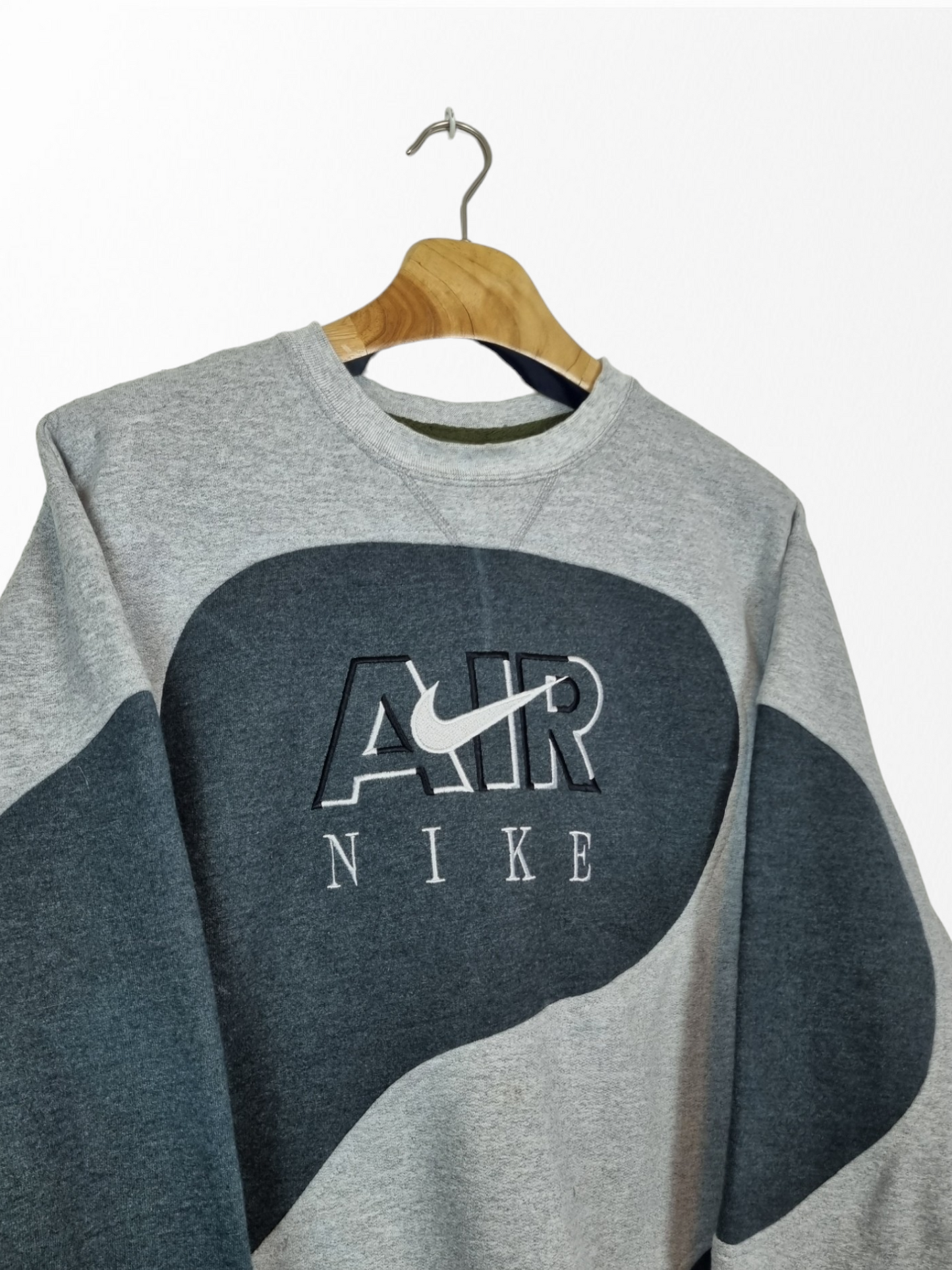 Nike AIR 90s sweater maat M