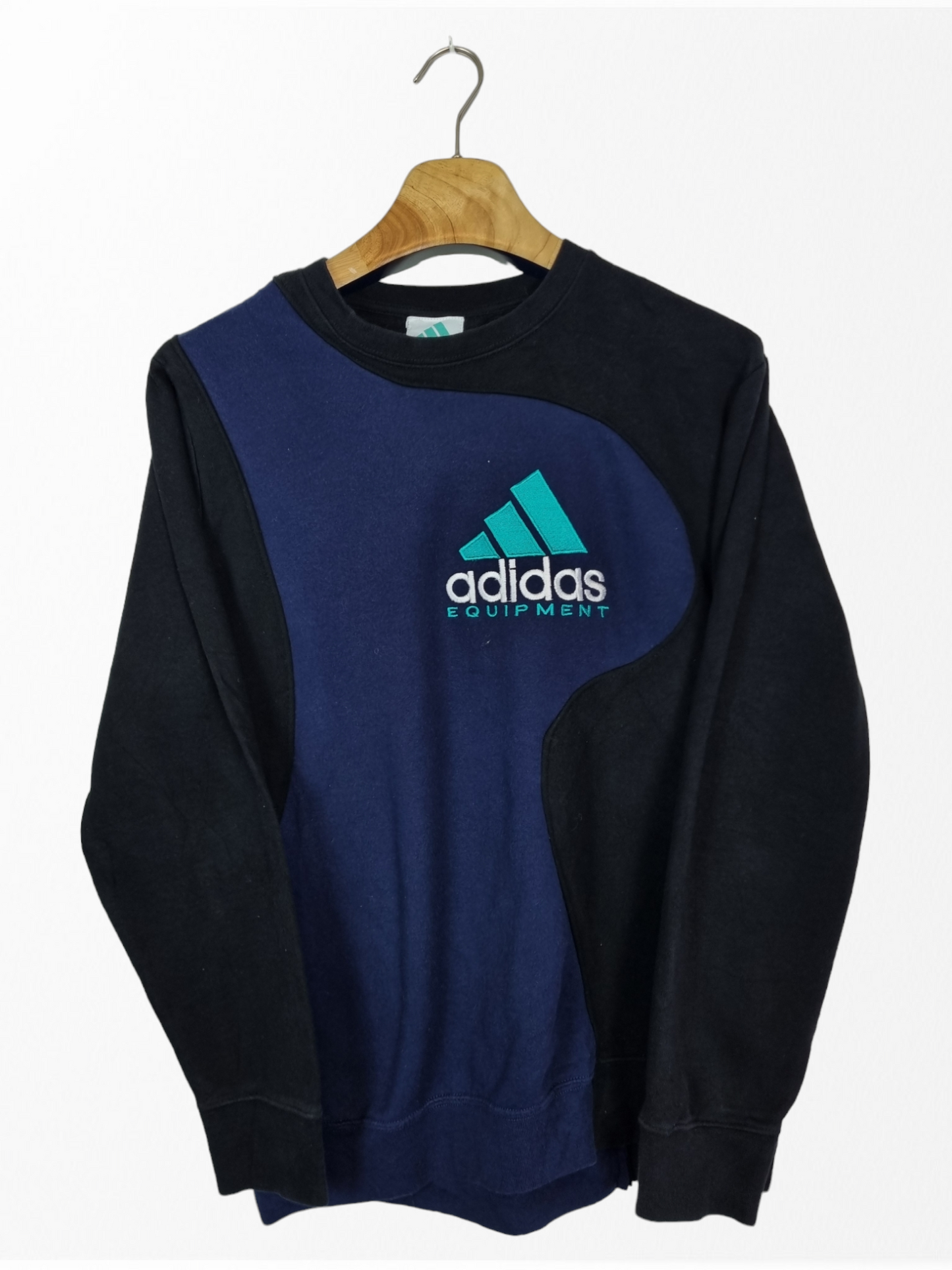 Adidas 90s equipment sweater maat M