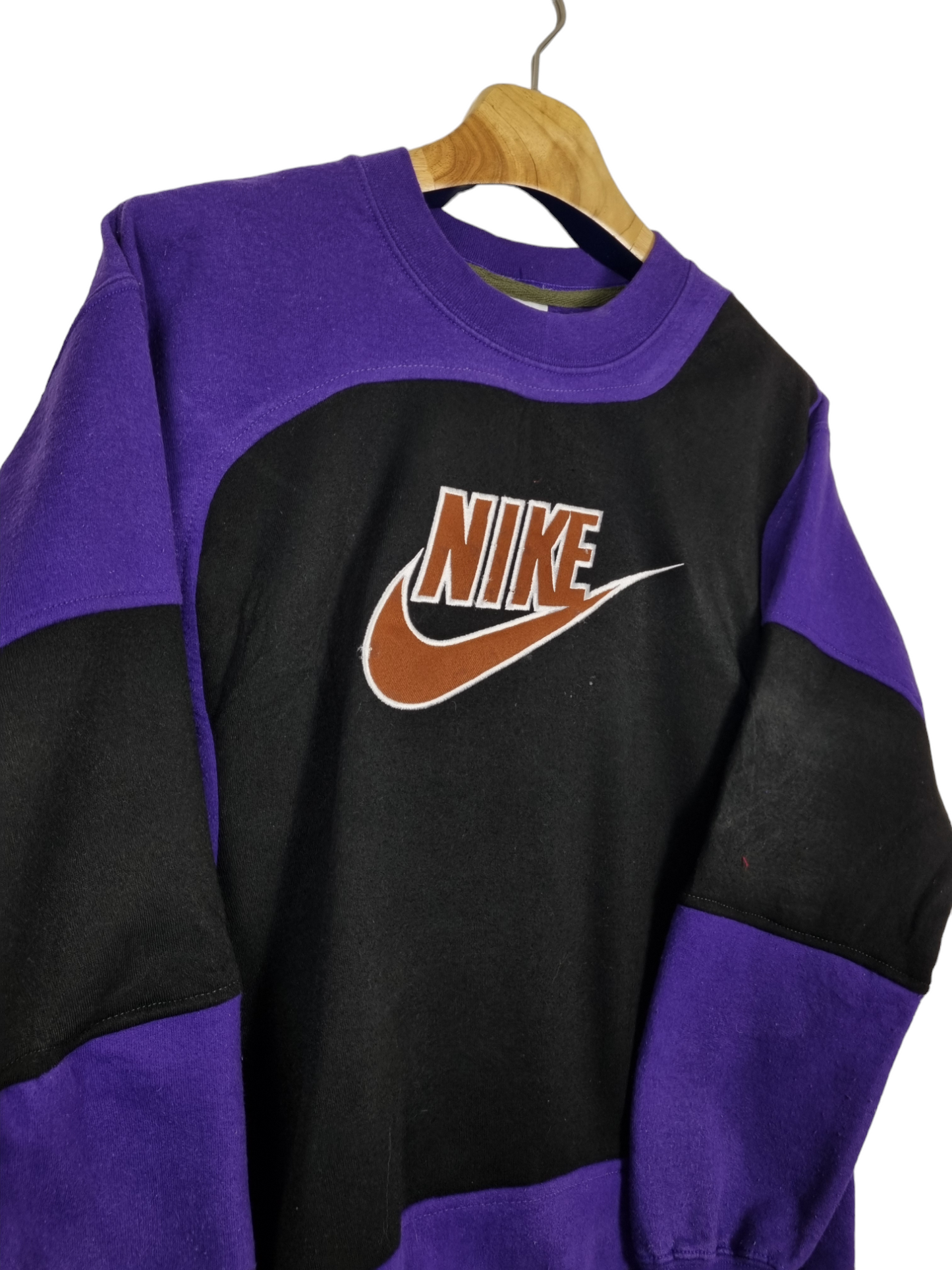 Nike 90s Swoosh logo sweater maat S