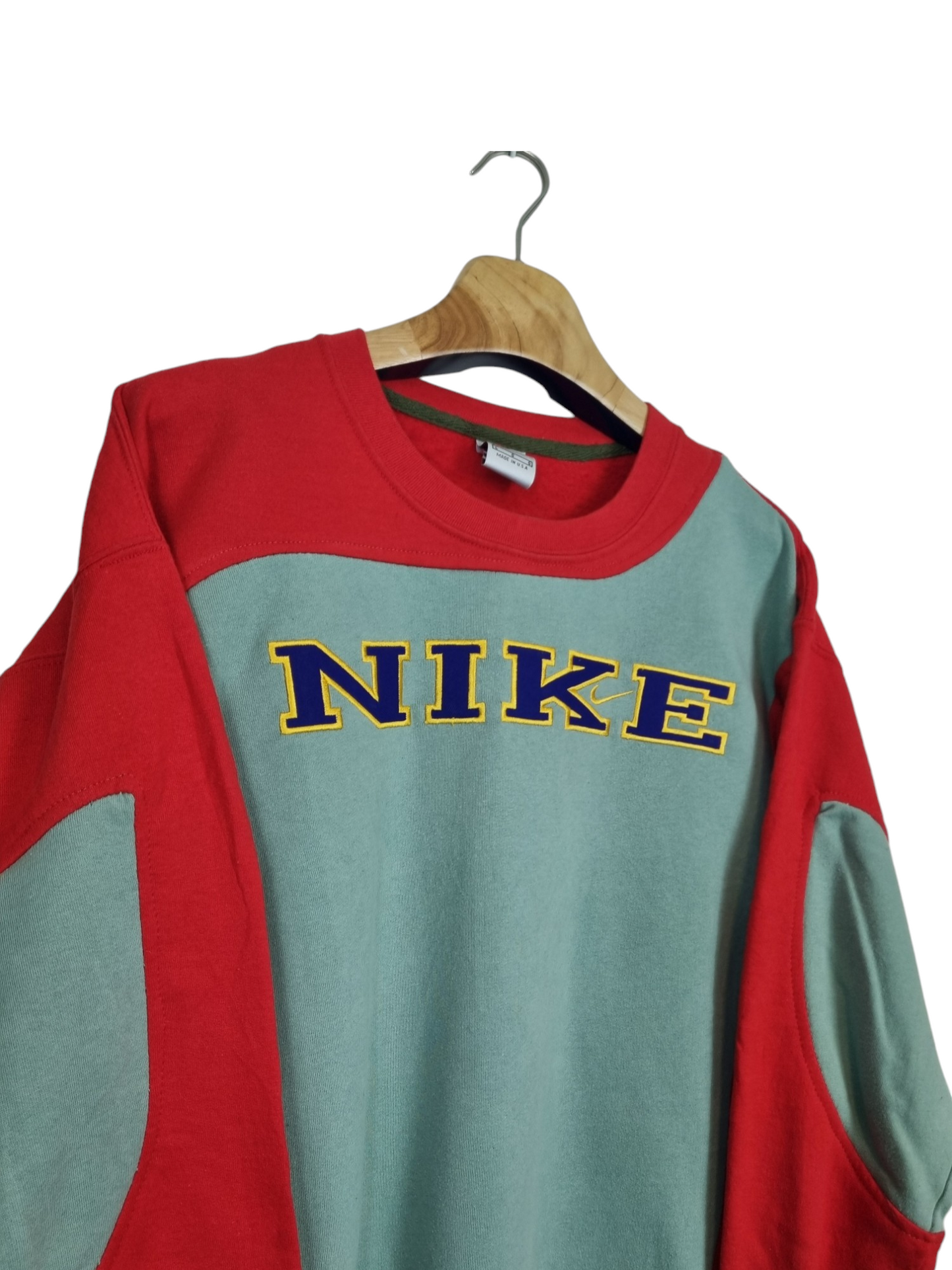 Nike 90s spell out sweater maat M