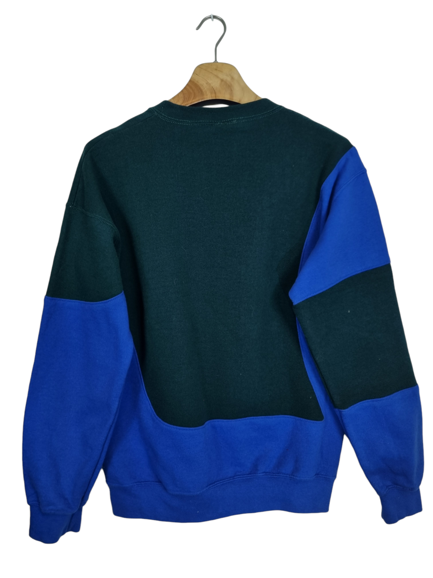 Adidas 90s equipment sweater maat M