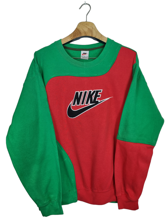 Nike Swoosh logo sweater maat M